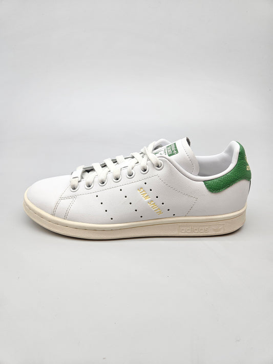 ADIDAS NOVI ORIGINAL PATIKI BR 38.5