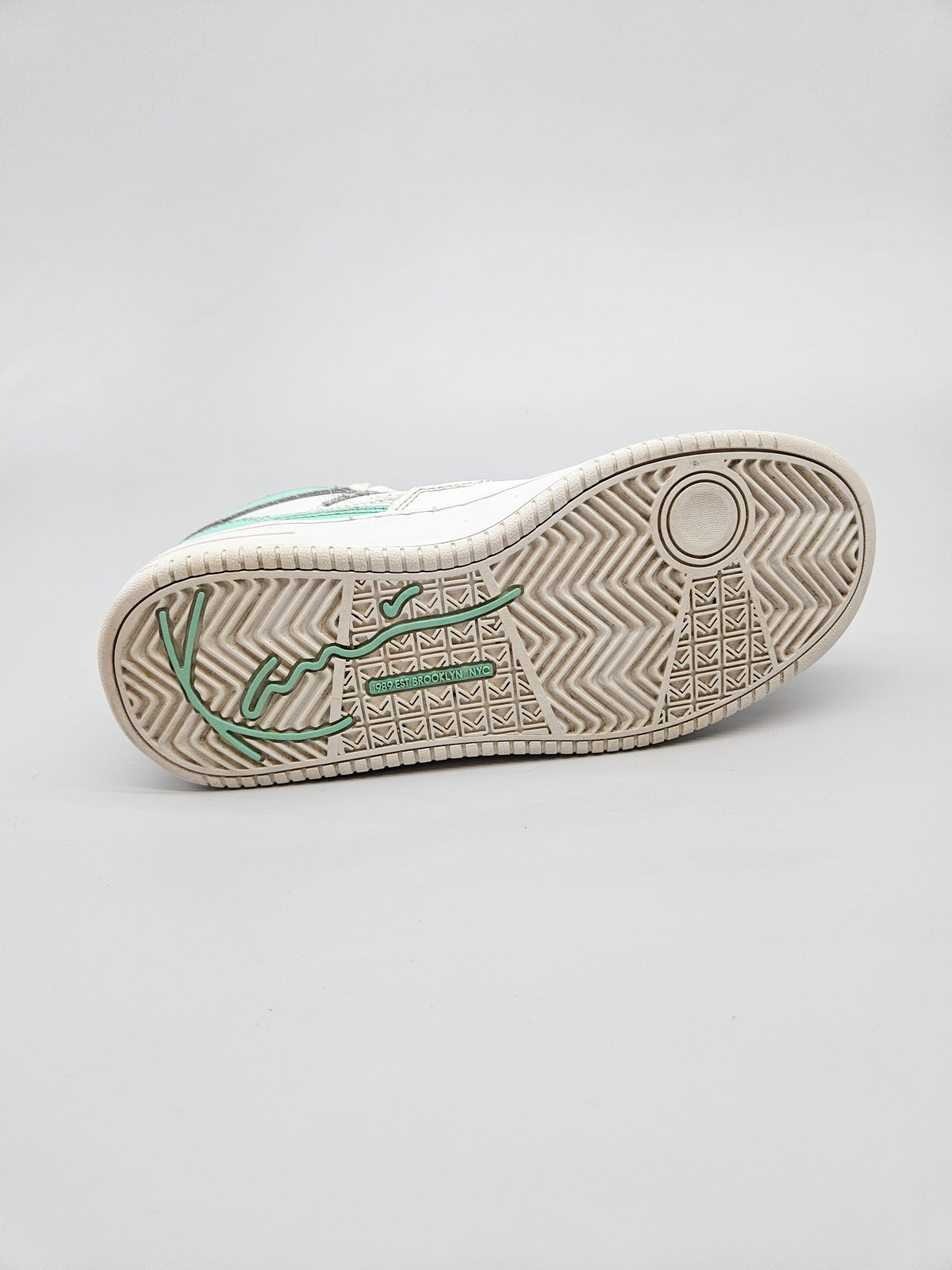 KARL KANI ORIGINAL PATIKI BR 37.5
