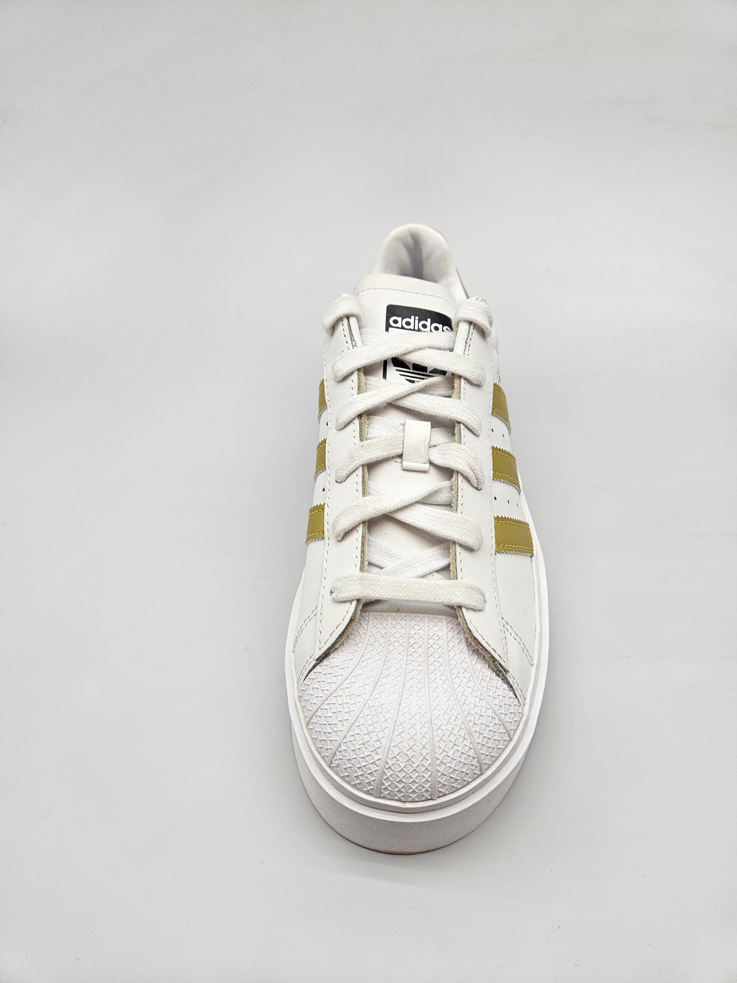 ADIDAS NOVI ORIGINAL PATIKI BR 39
