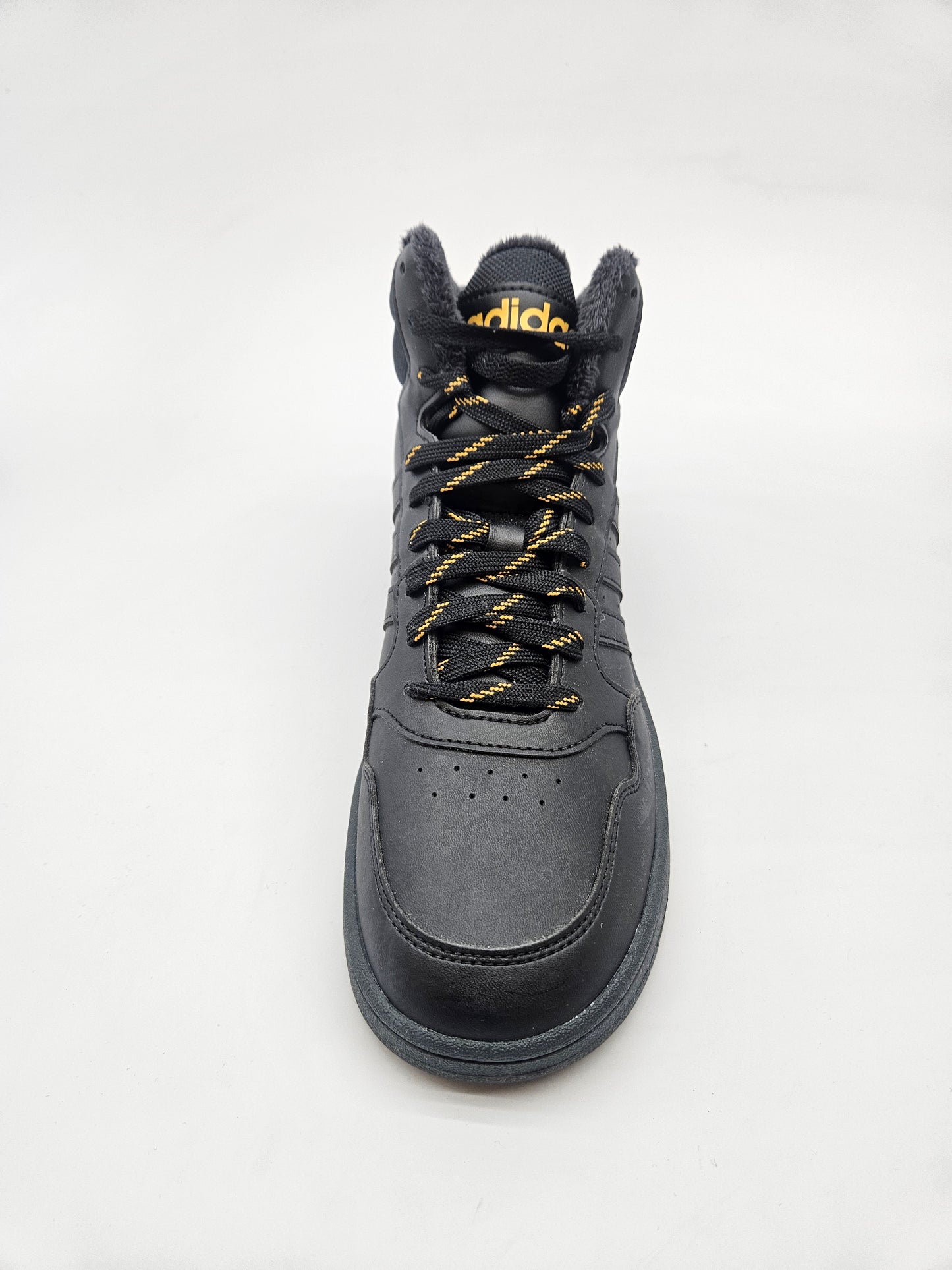 ADIDAS NOVI ORIGINAL PATIKI BR 39