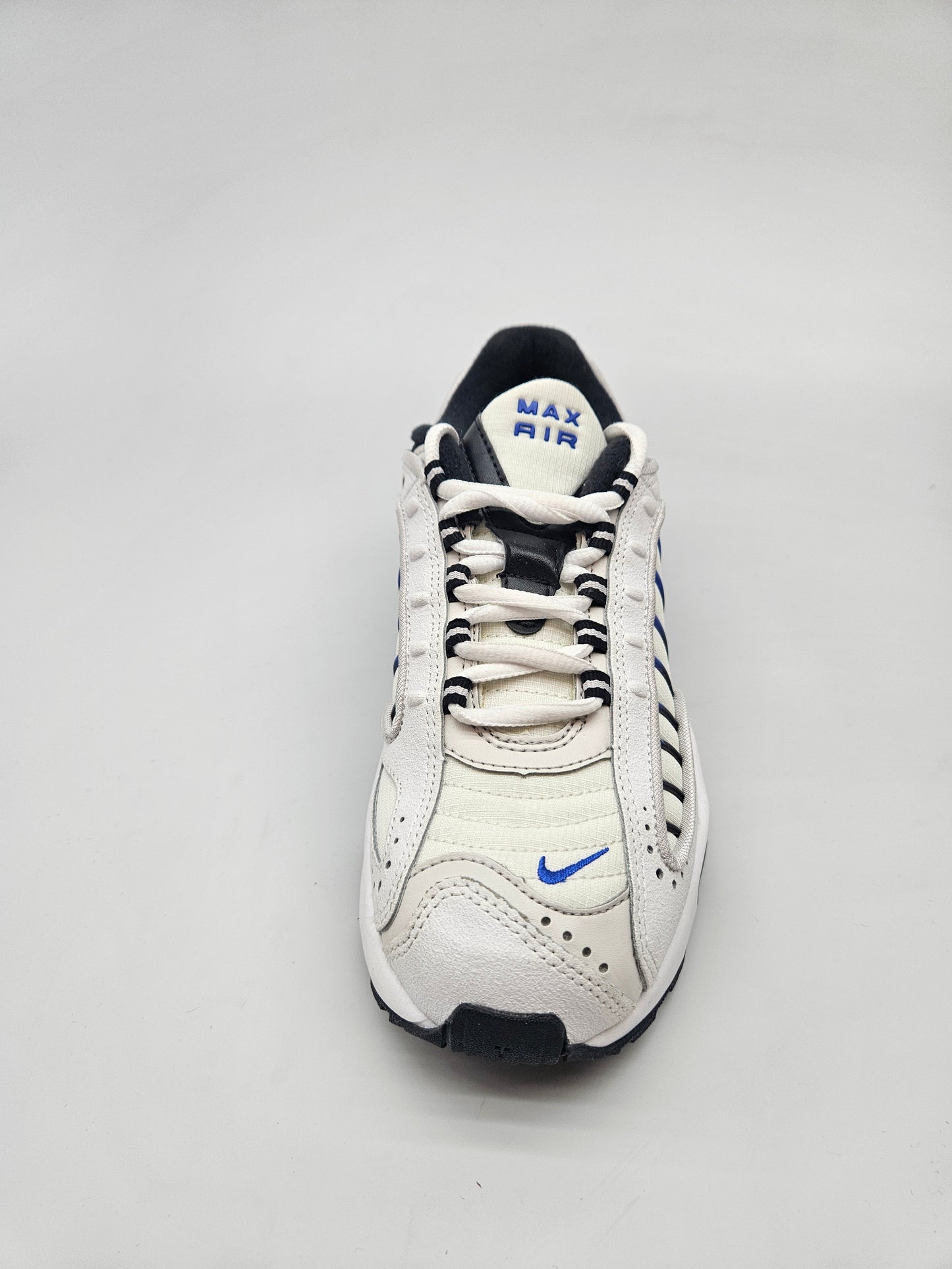 NIKE NOVI ORIGINAL PATIKI BR 37.5