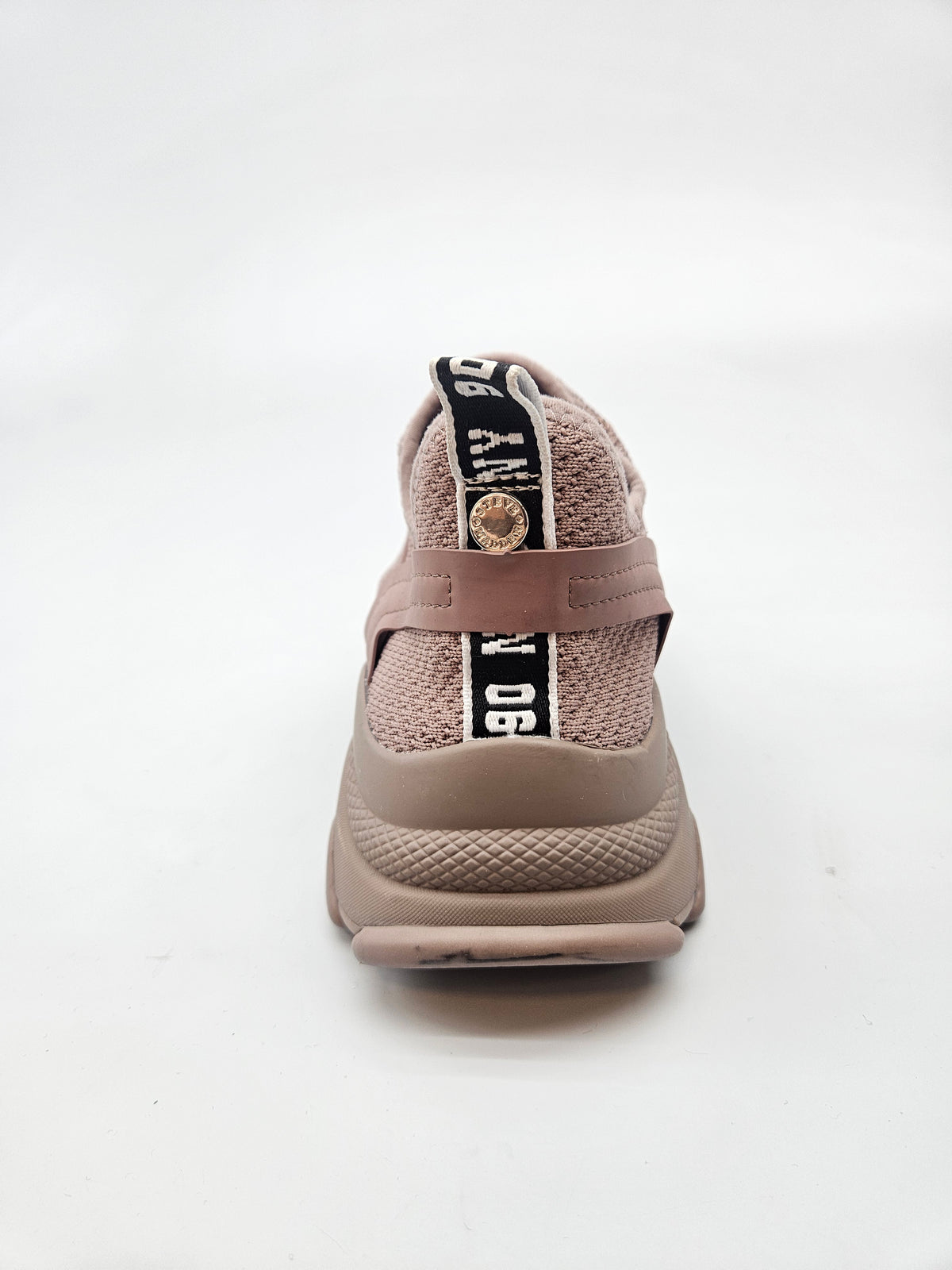 STEVE MADDEN NOVI ORIGINAL PATIKI BR 38