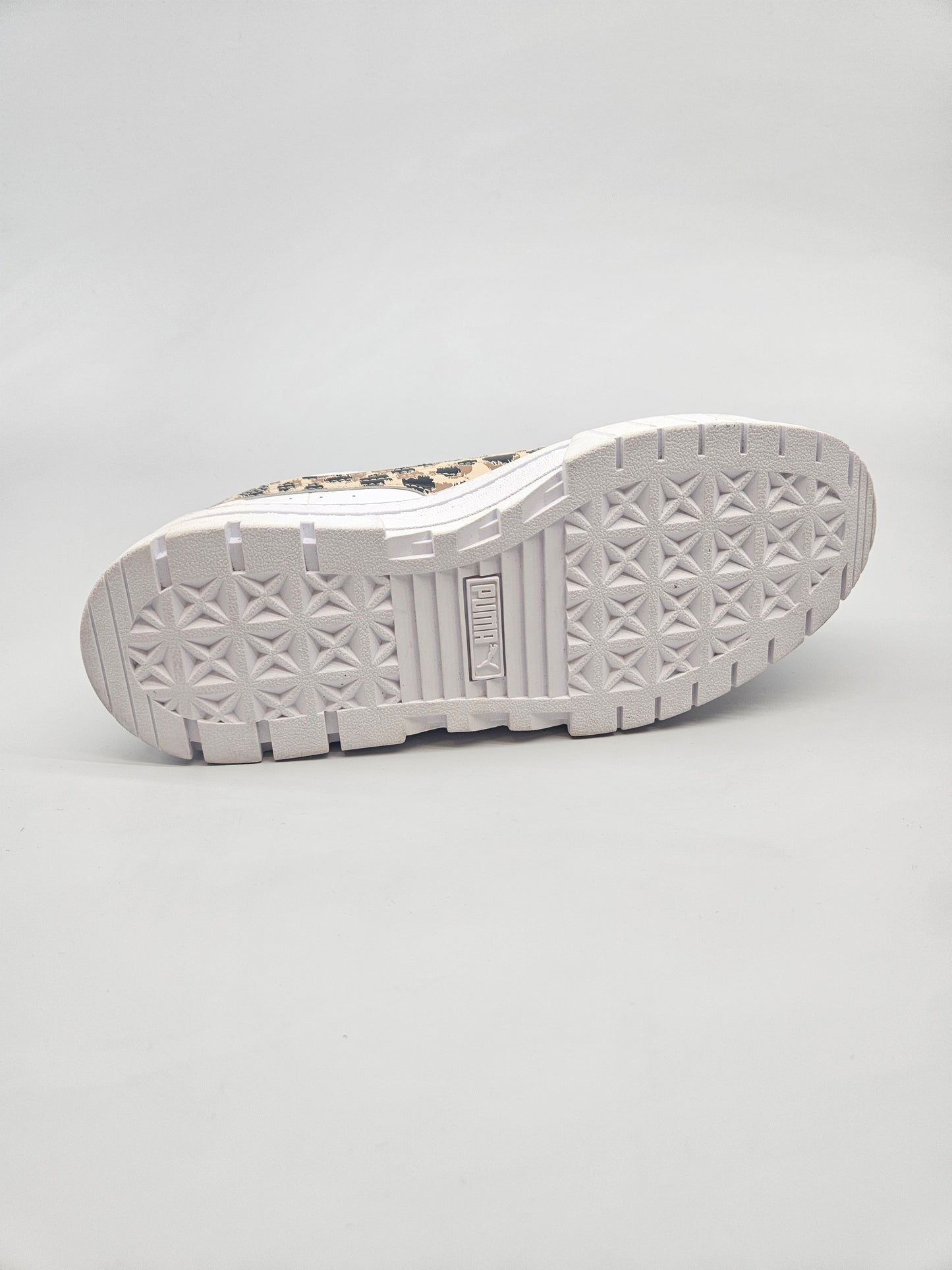 FILA NOVI ORIGINAL PATIKI BR 40