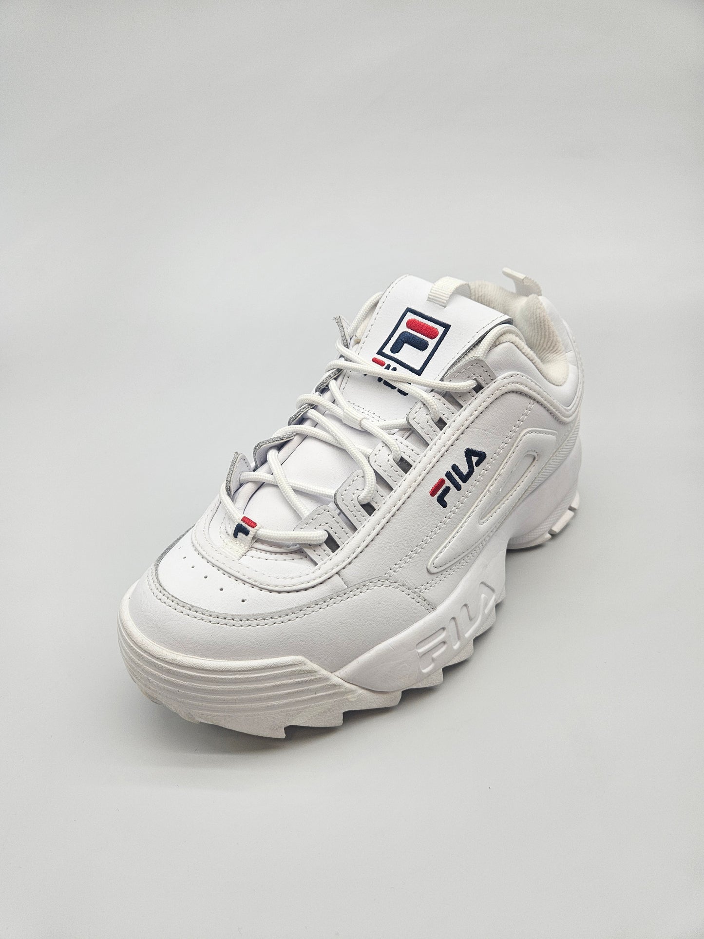 FILA NOVI ORIGINAL PATIKI BR 41