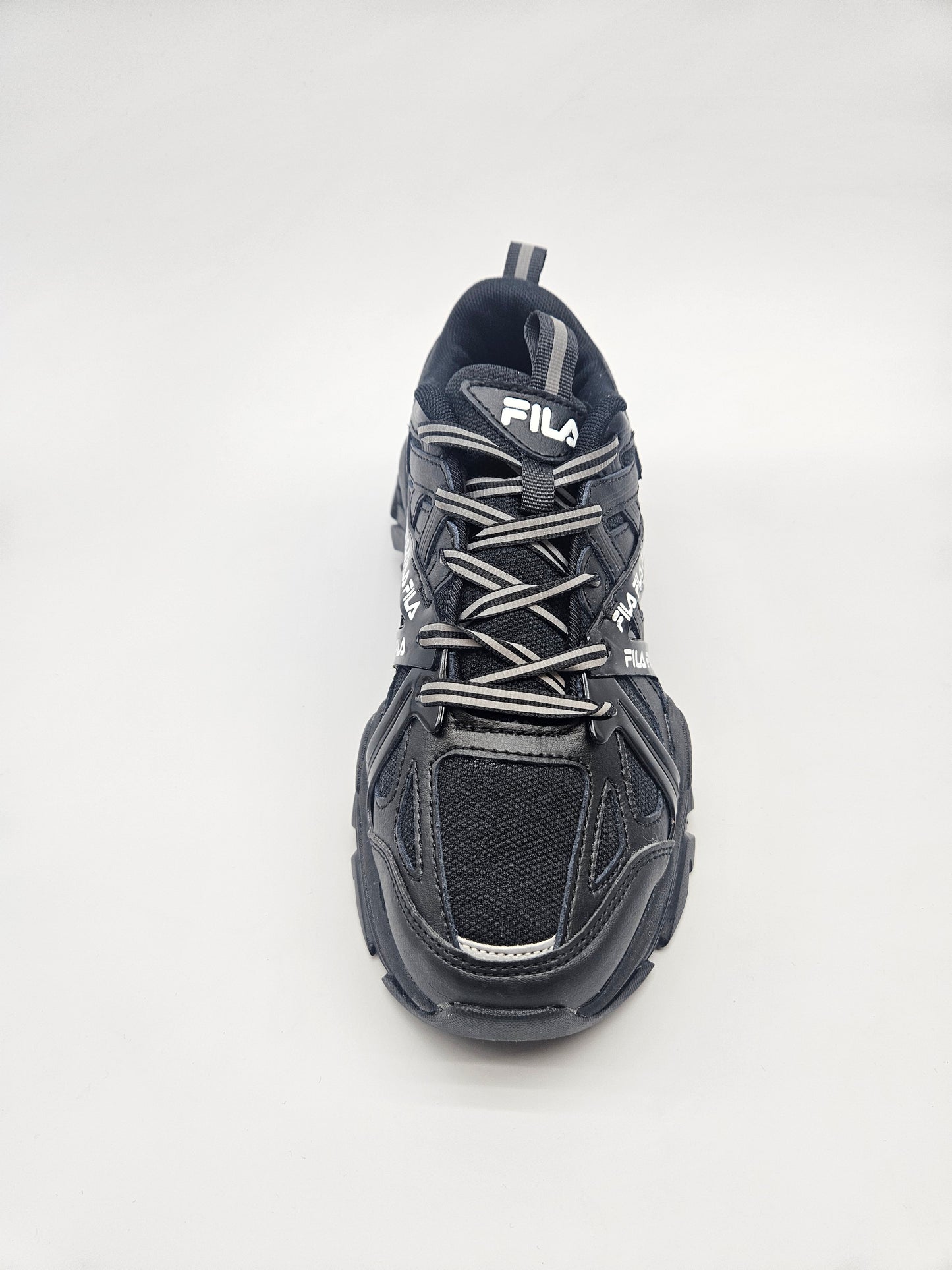 FILA NOVI ORIGINAL PATIKI BR 40