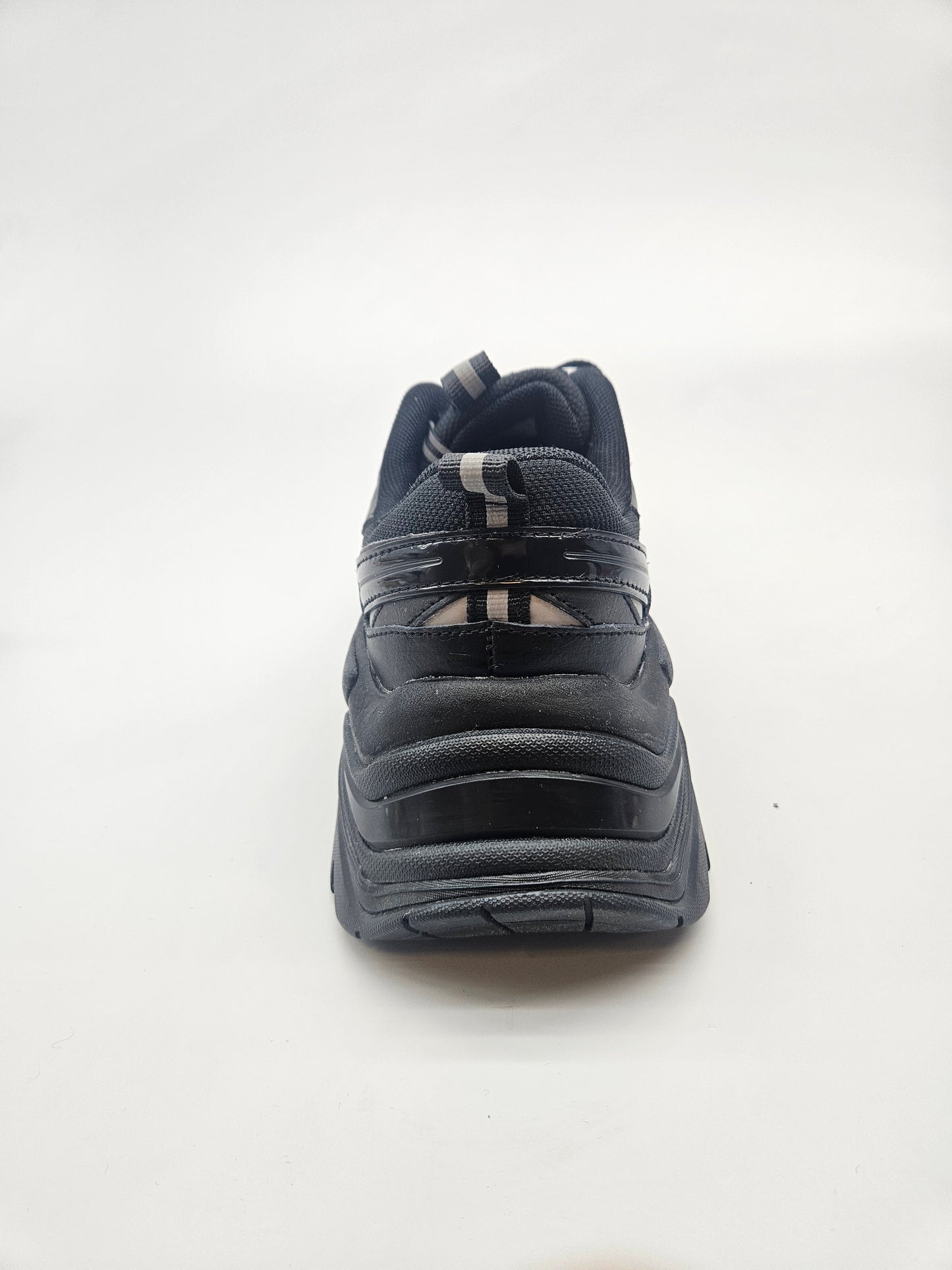 FILA NOVI ORIGINAL PATIKI BR 40