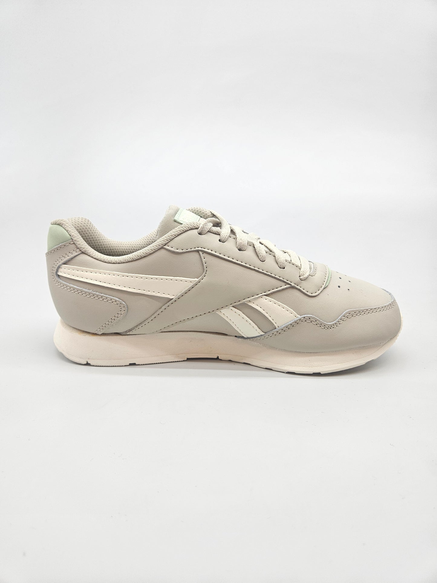 REEBOK NOVI ORIGINAL PATIKI BR 35