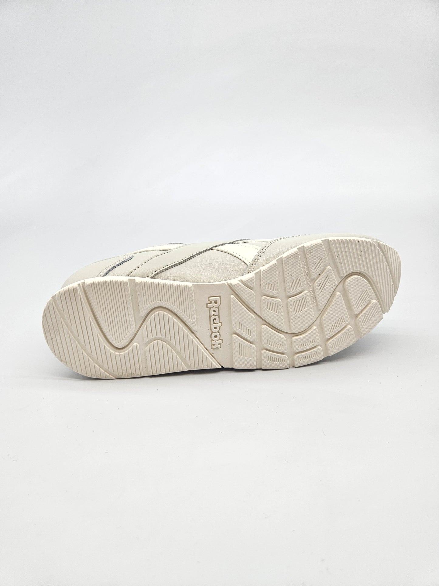 REEBOK NOVI ORIGINAL PATIKI BR 35
