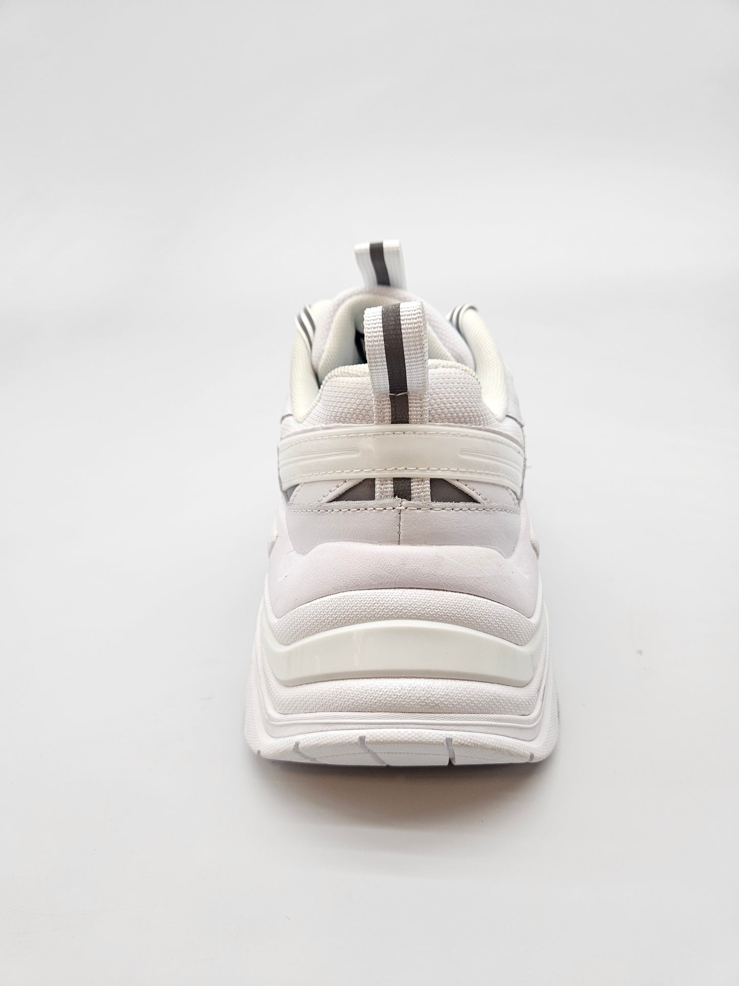 FILA NOVI ORIGINAL PATIKI BR 41