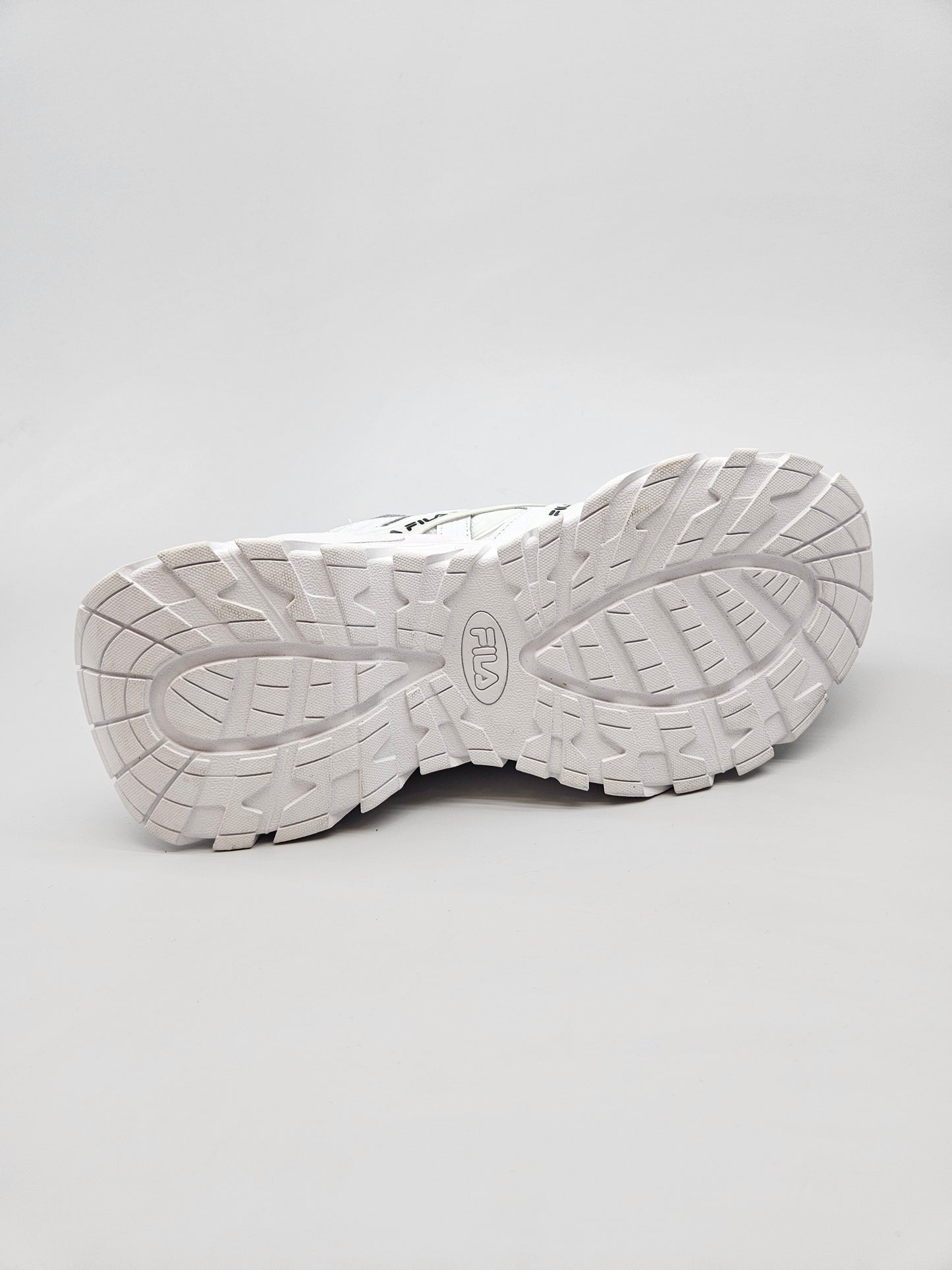 FILA NOVI ORIGINAL PATIKI BR 41