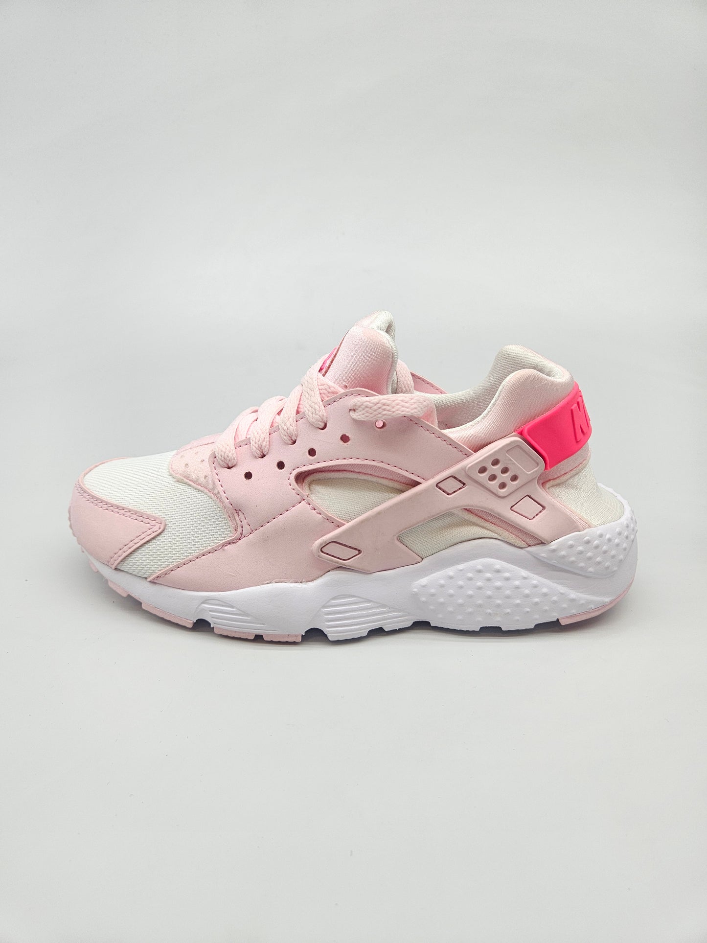 NIKE NOVI ORIGINAL PATIKI BR 37.5