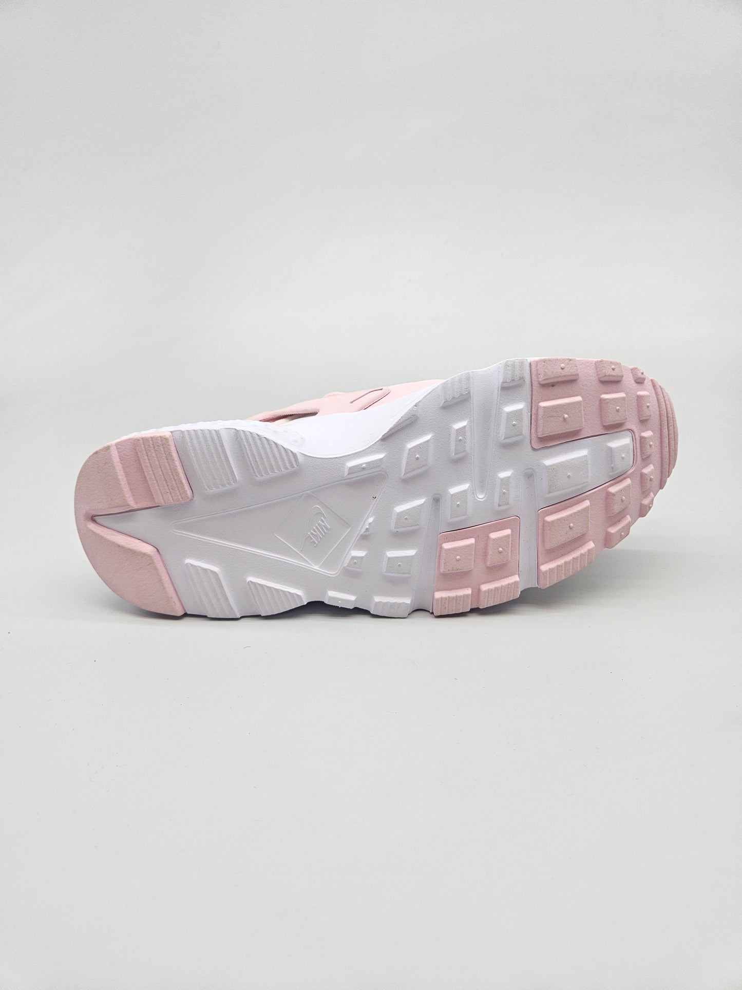 NIKE NOVI ORIGINAL PATIKI BR 37.5