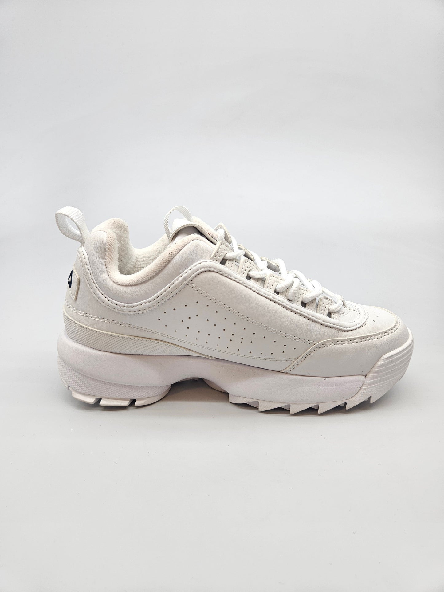 FILA NOVI ORIGINAL PATIKI BR 38