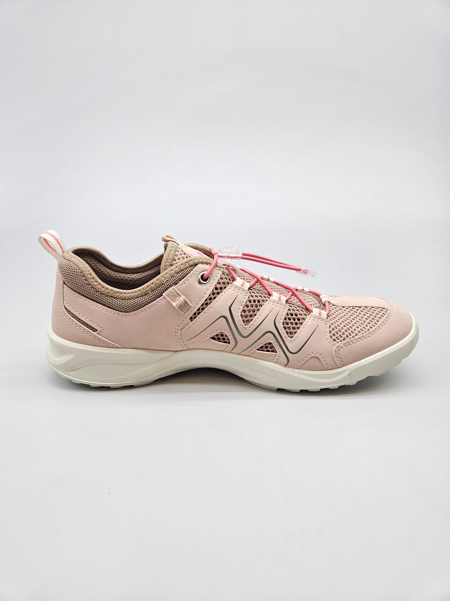 ECCO NOVI ORIGINAL PATIKI BR 39