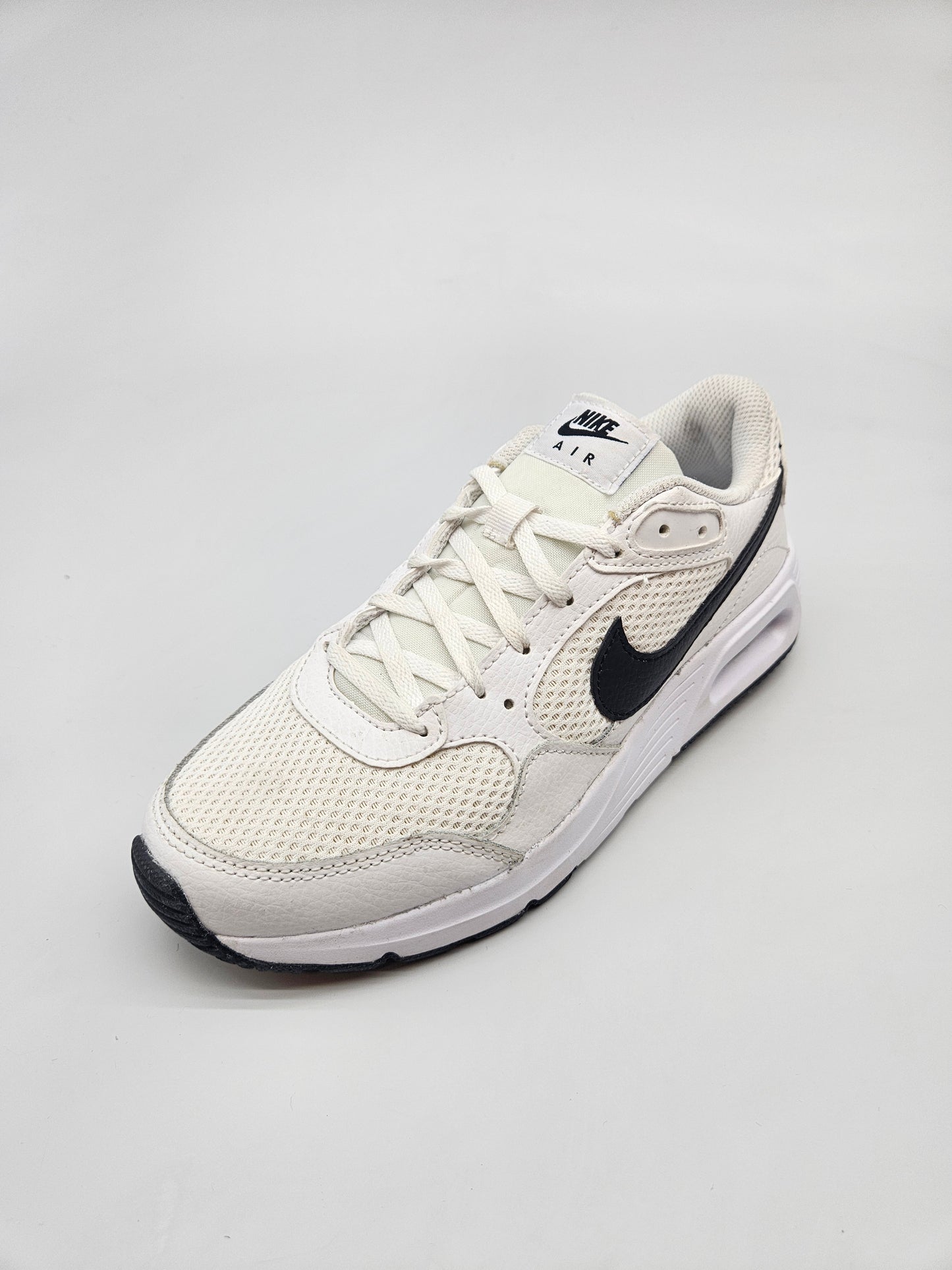 NIKE AIRMAX NOVI ORIGINAL PATIKI BR 36.5