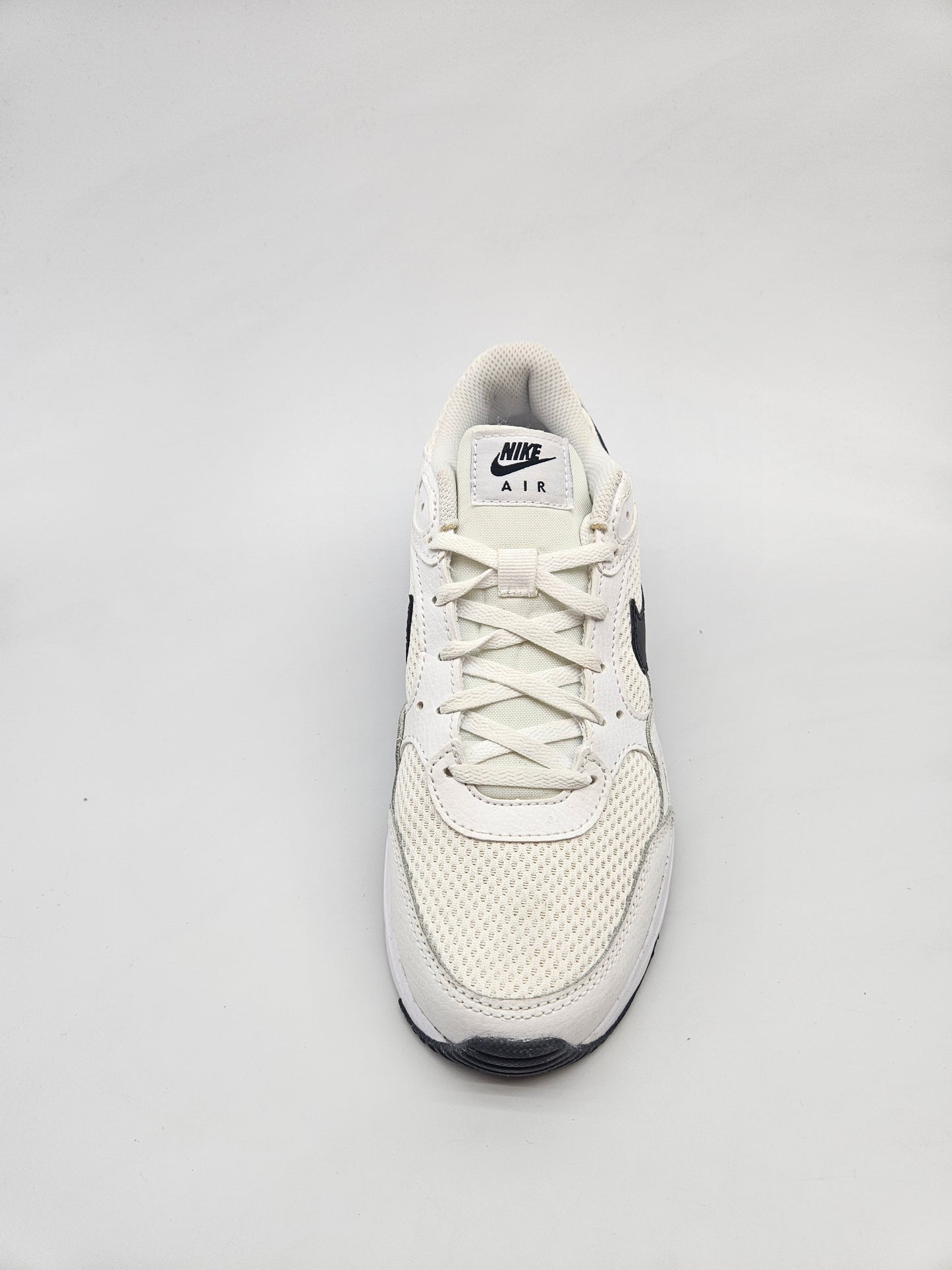 NIKE AIRMAX NOVI ORIGINAL PATIKI BR 36.5