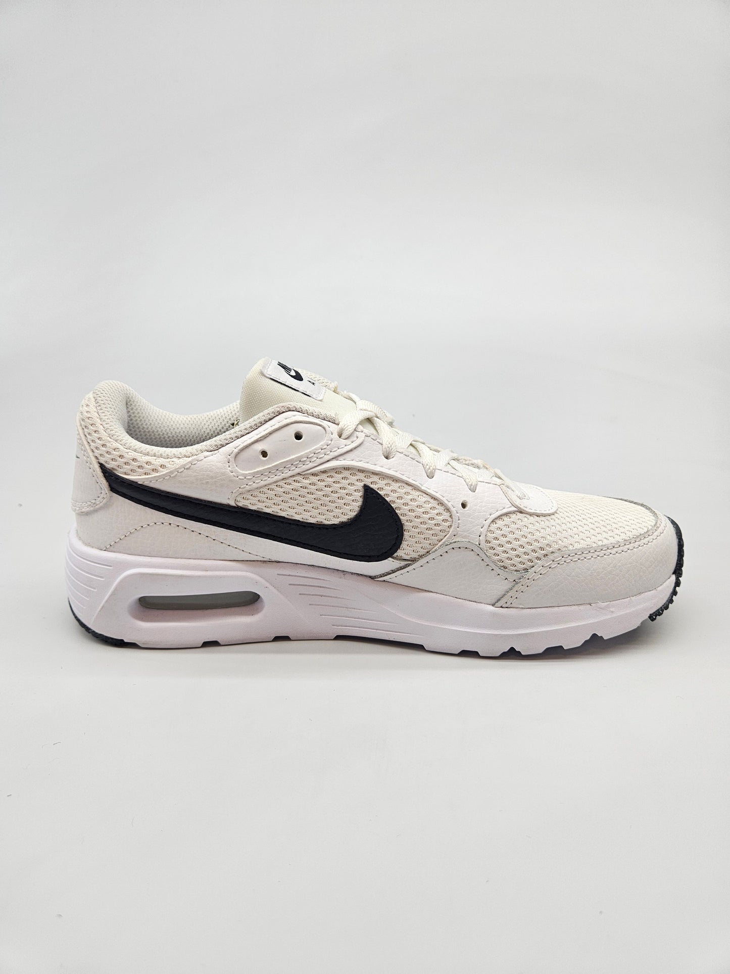 NIKE AIRMAX NOVI ORIGINAL PATIKI BR 36.5