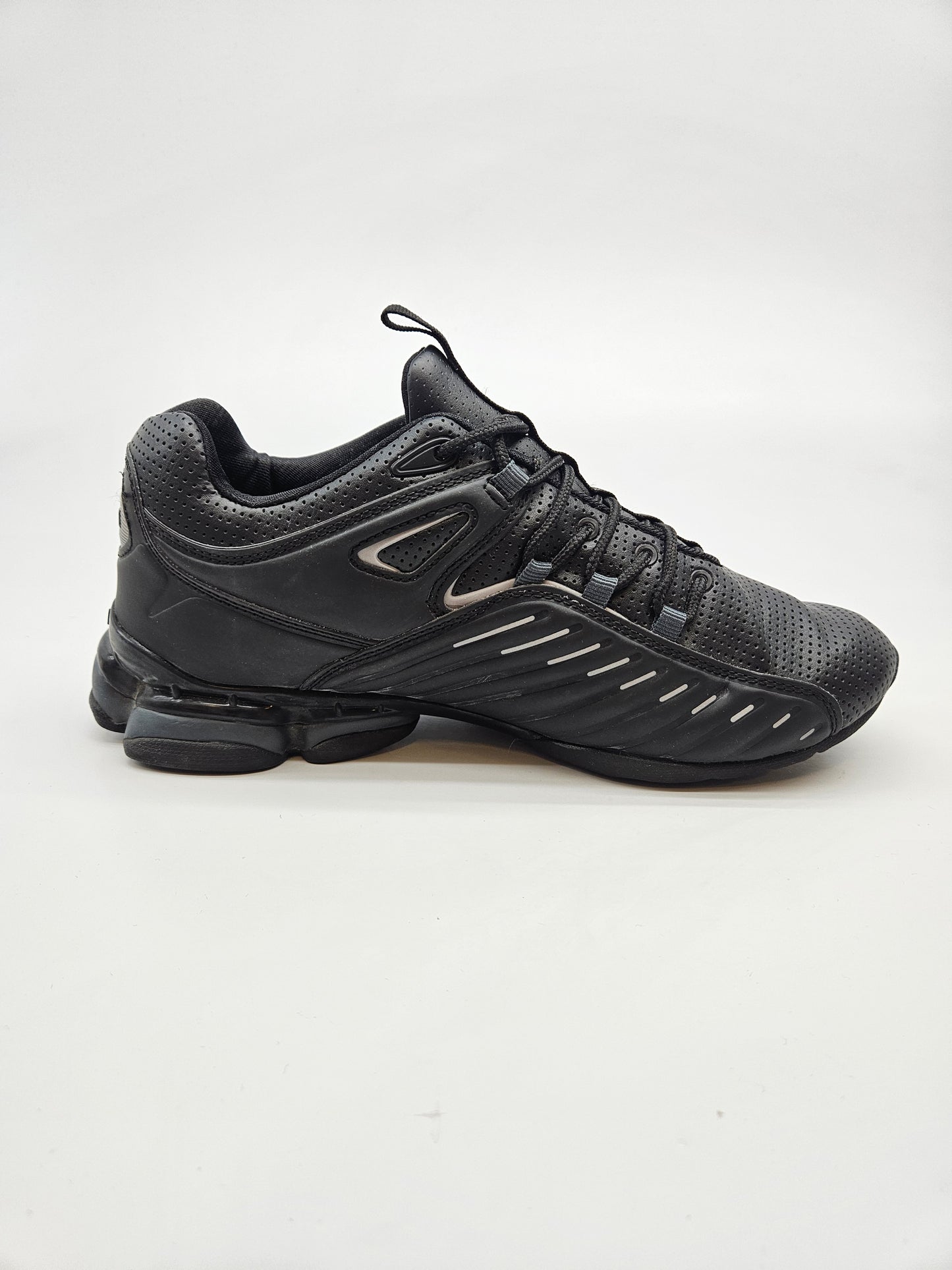 FILA NOVI ORIGINAL PATIKI BR 40
