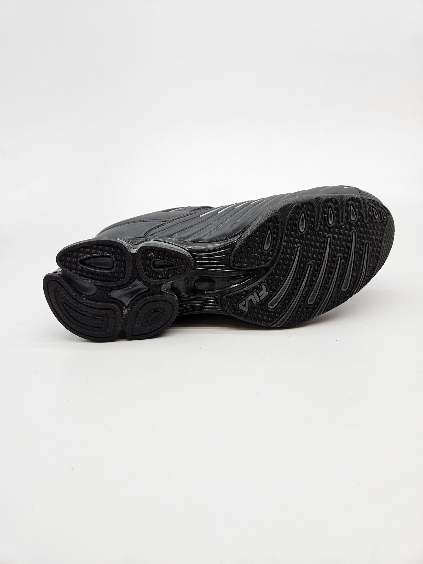 FILA NOVI ORIGINAL PATIKI BR 40