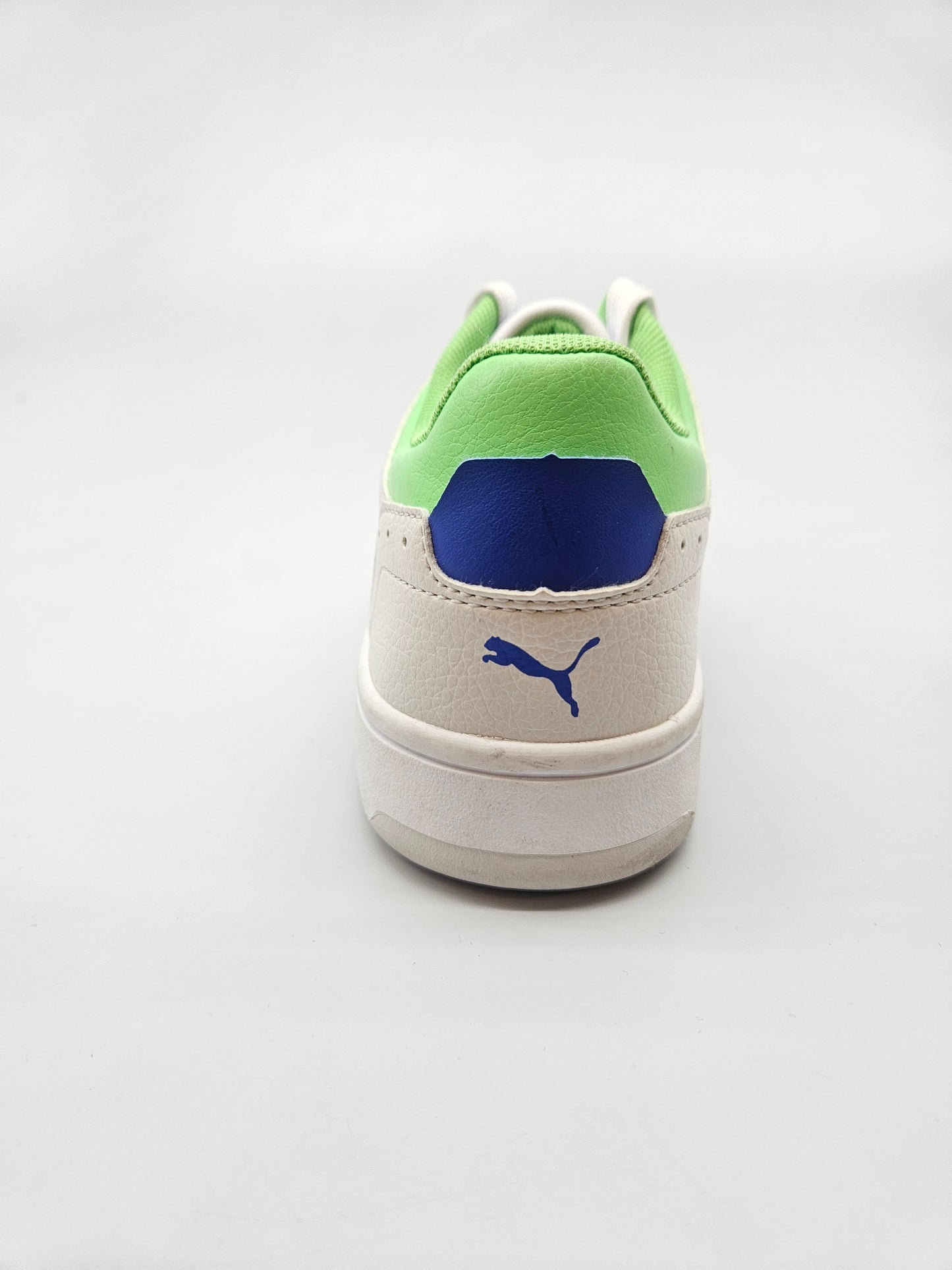 PUMA NOVI ORIGINAL PATIKI BR 35.5