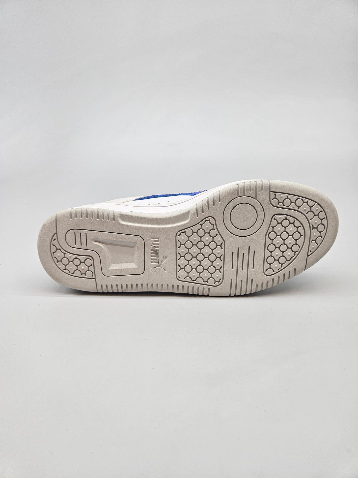 PUMA NOVI ORIGINAL PATIKI BR 35.5