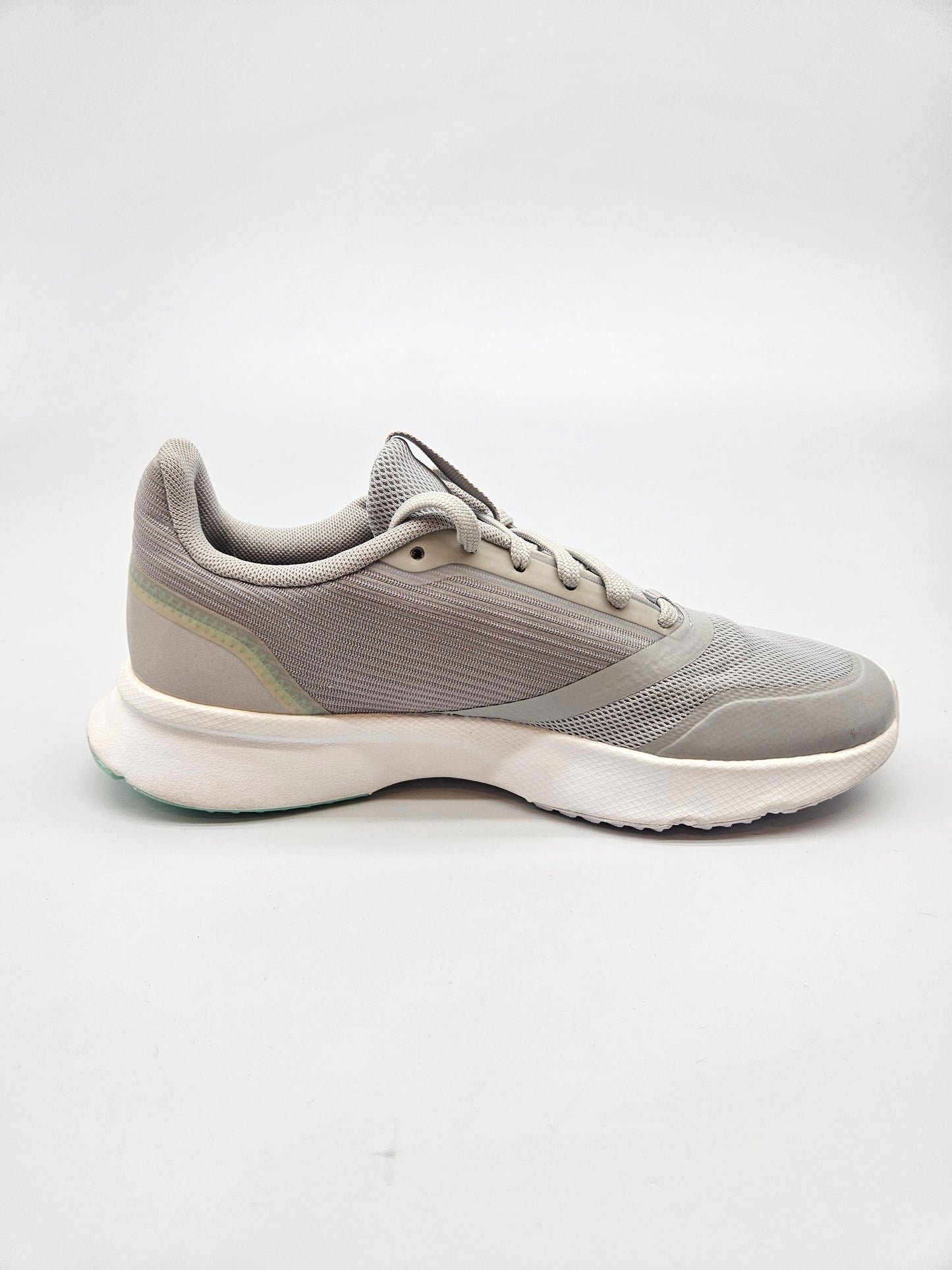 ADIDAS NOVI ORIGINAL PATIKI BR 36.5
