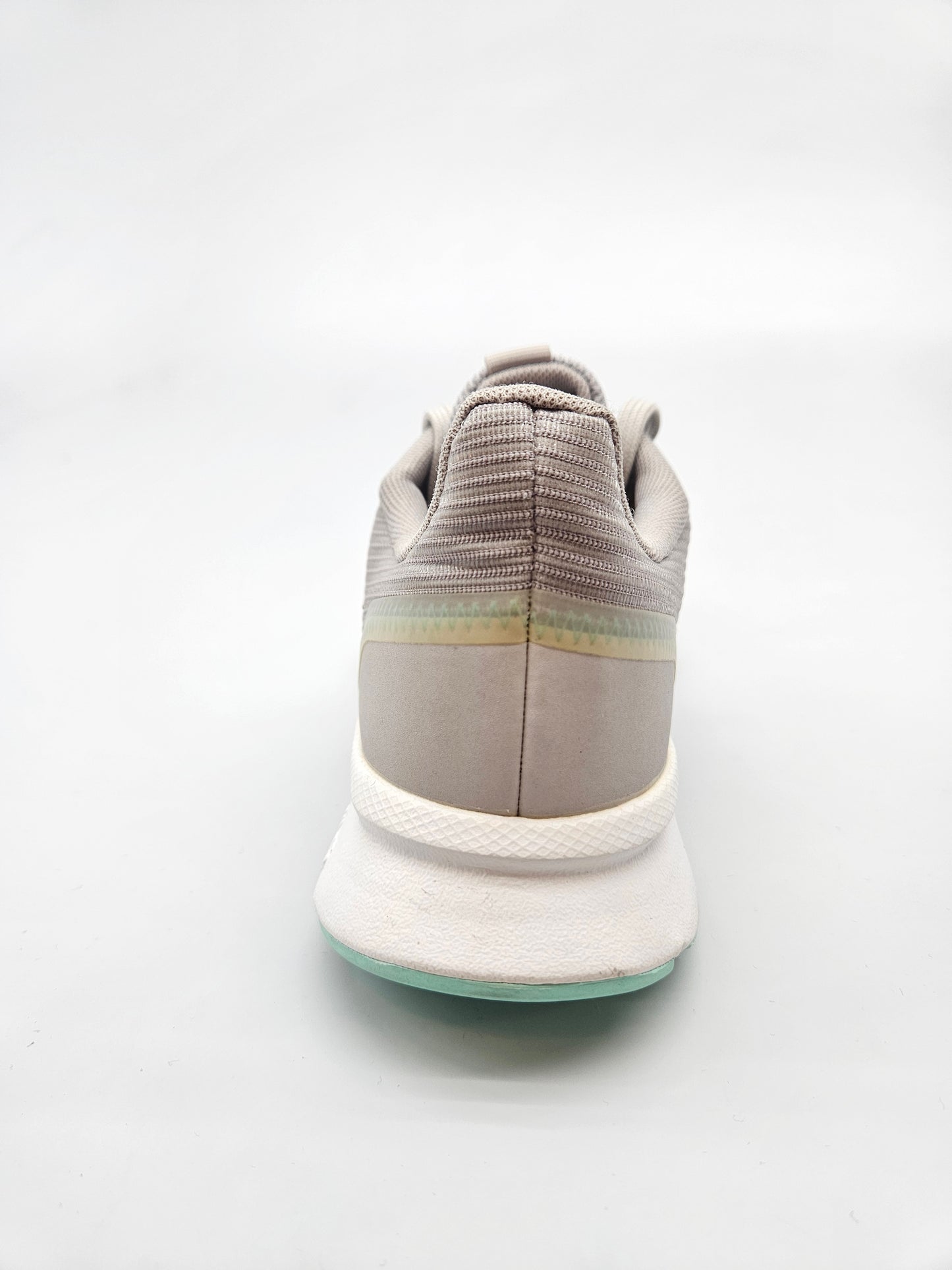 ADIDAS NOVI ORIGINAL PATIKI BR 36.5