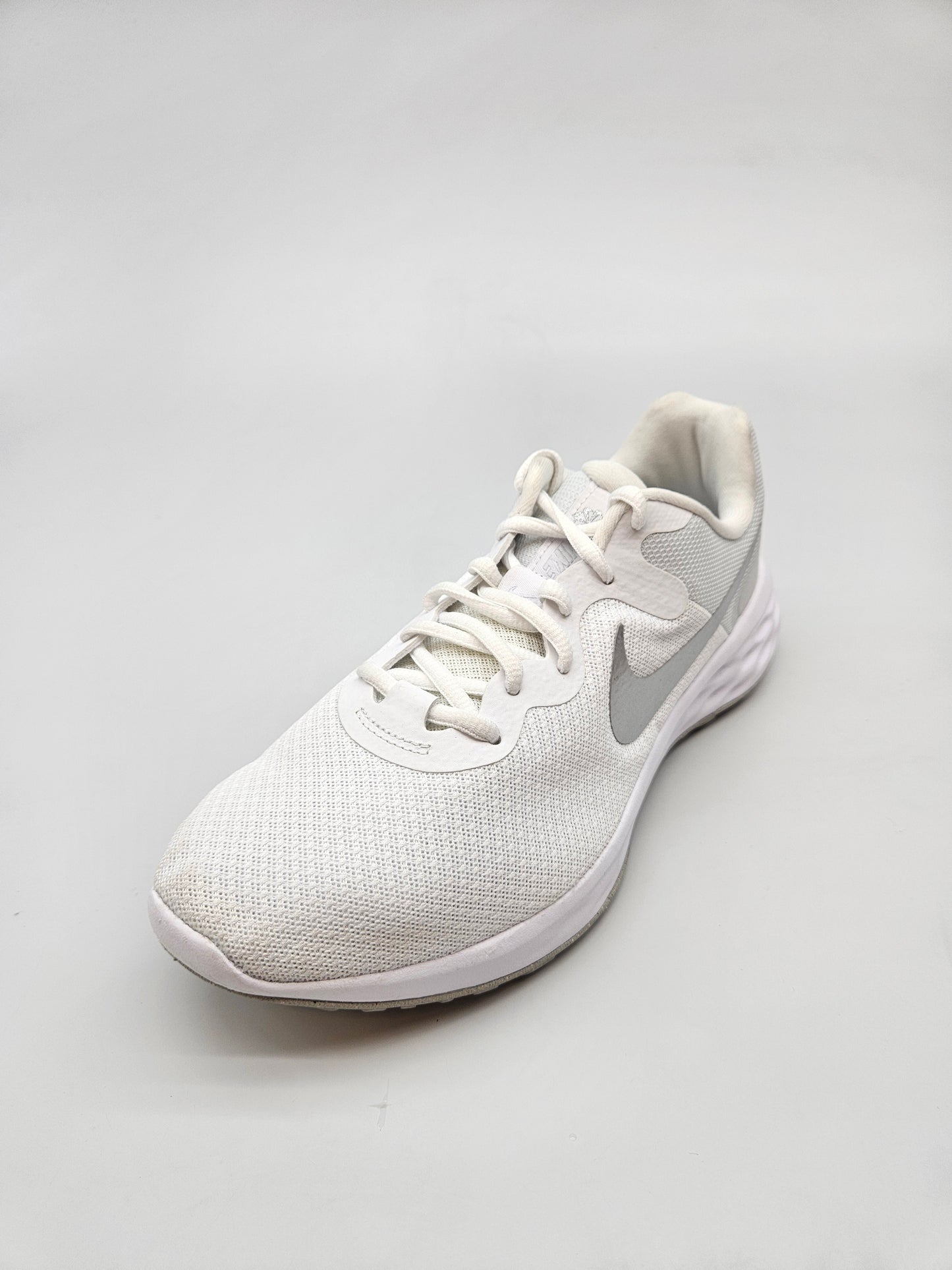 NIKE NOVI ORIGINAL PATIKI BR 41