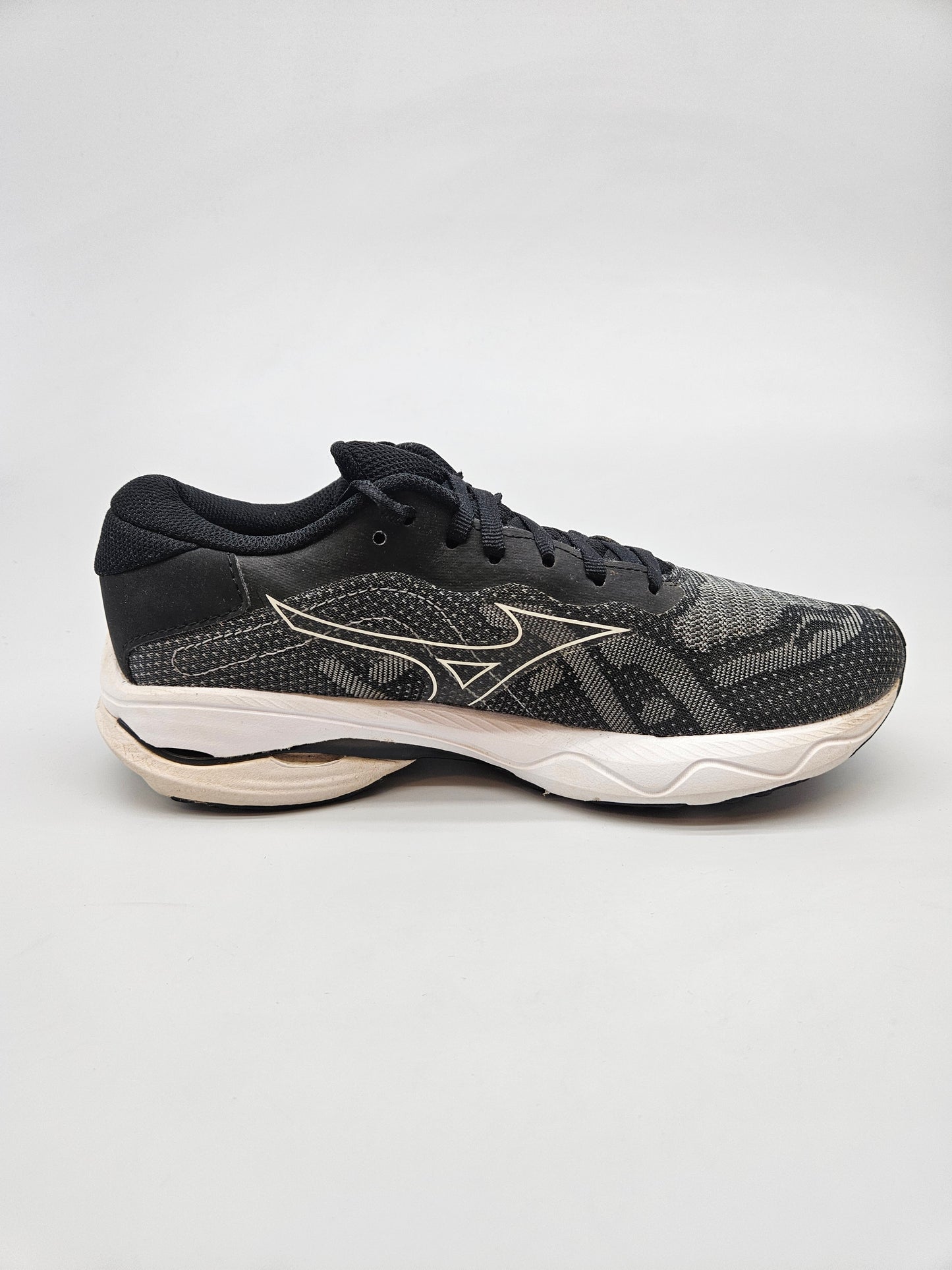 MIZUNO ORIGINAL PATIKI BR 39