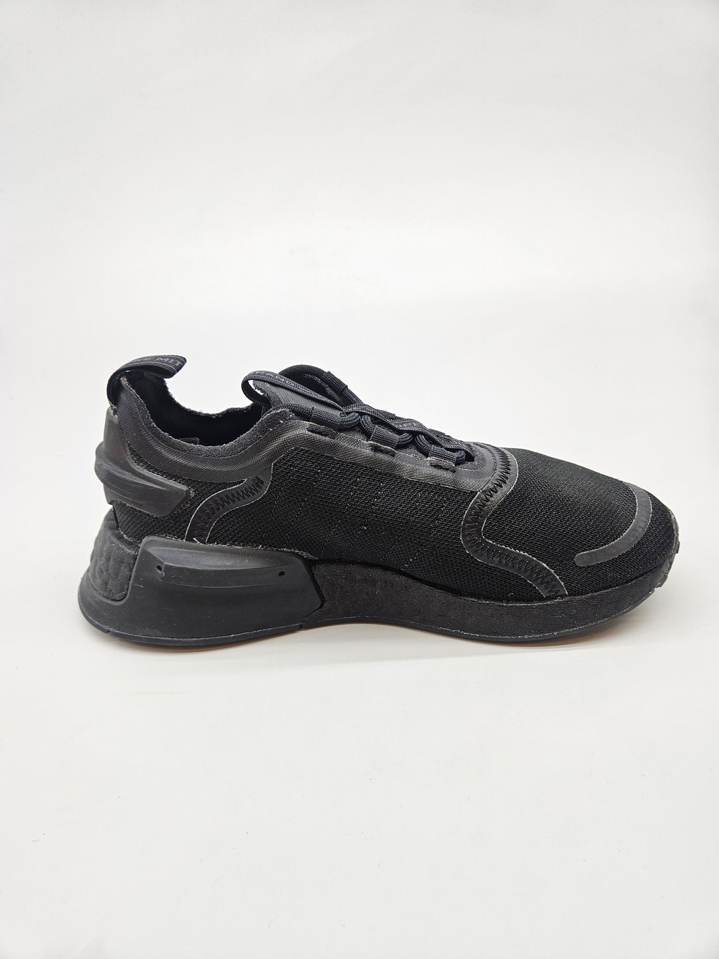 ADIDAS NOVI ORIGINAL PATIKI BR 35.5