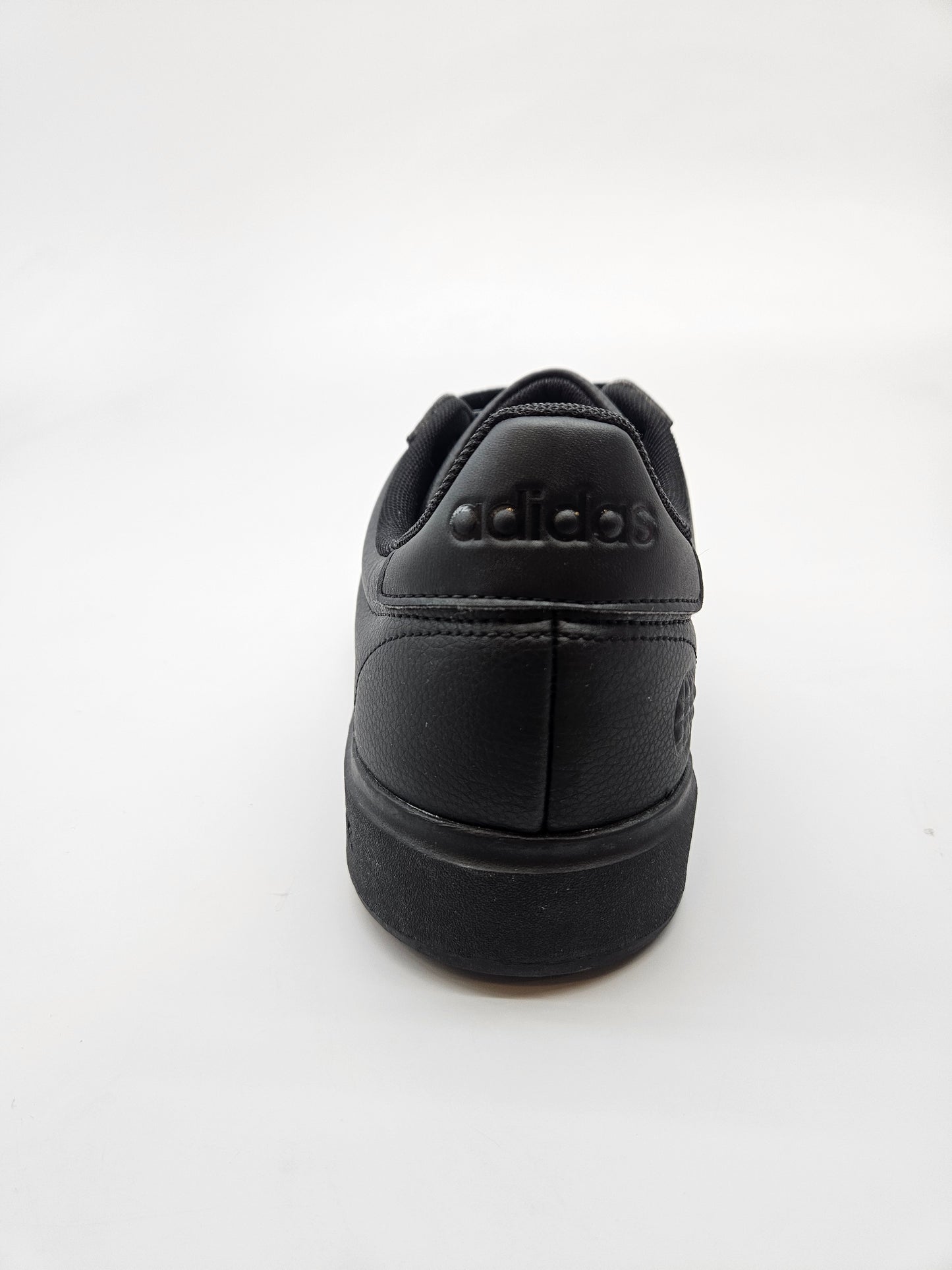 ADIDAS NOVI ORIGINAL PATIKI BR 44.5