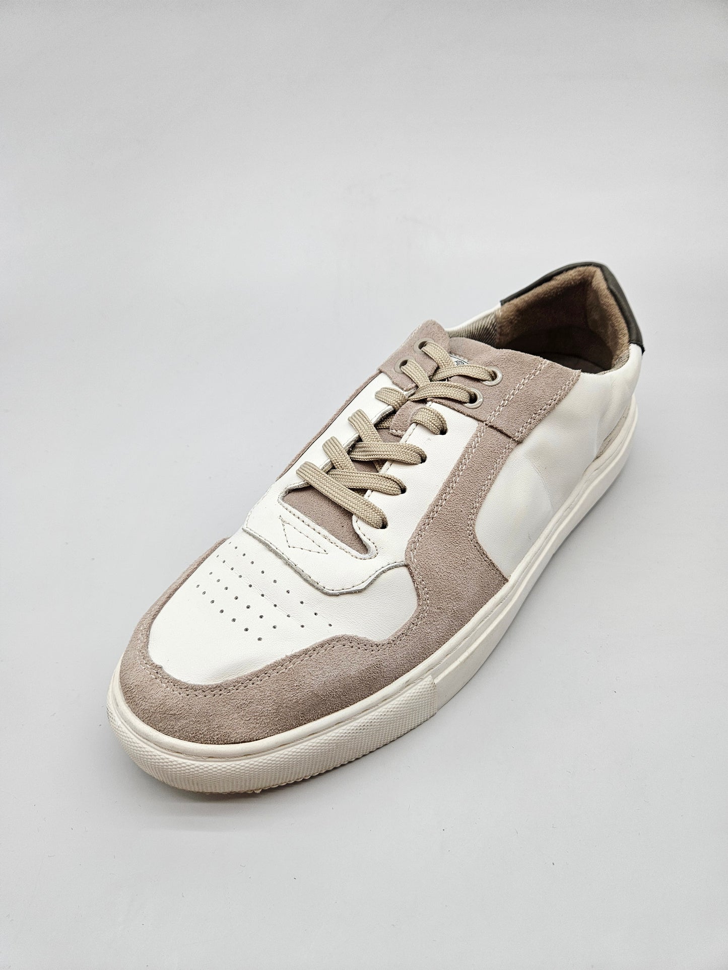 JOOP NOVI ORIGINAL PATIKI BR 45