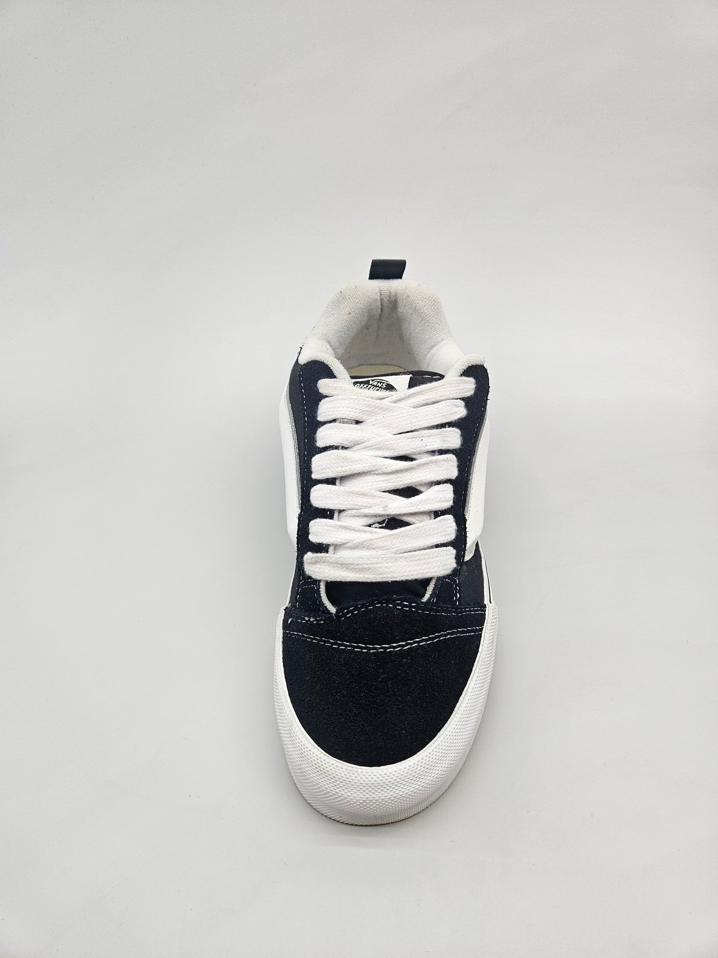 VANS NOVI ORIGINAL PATIKI BR 39