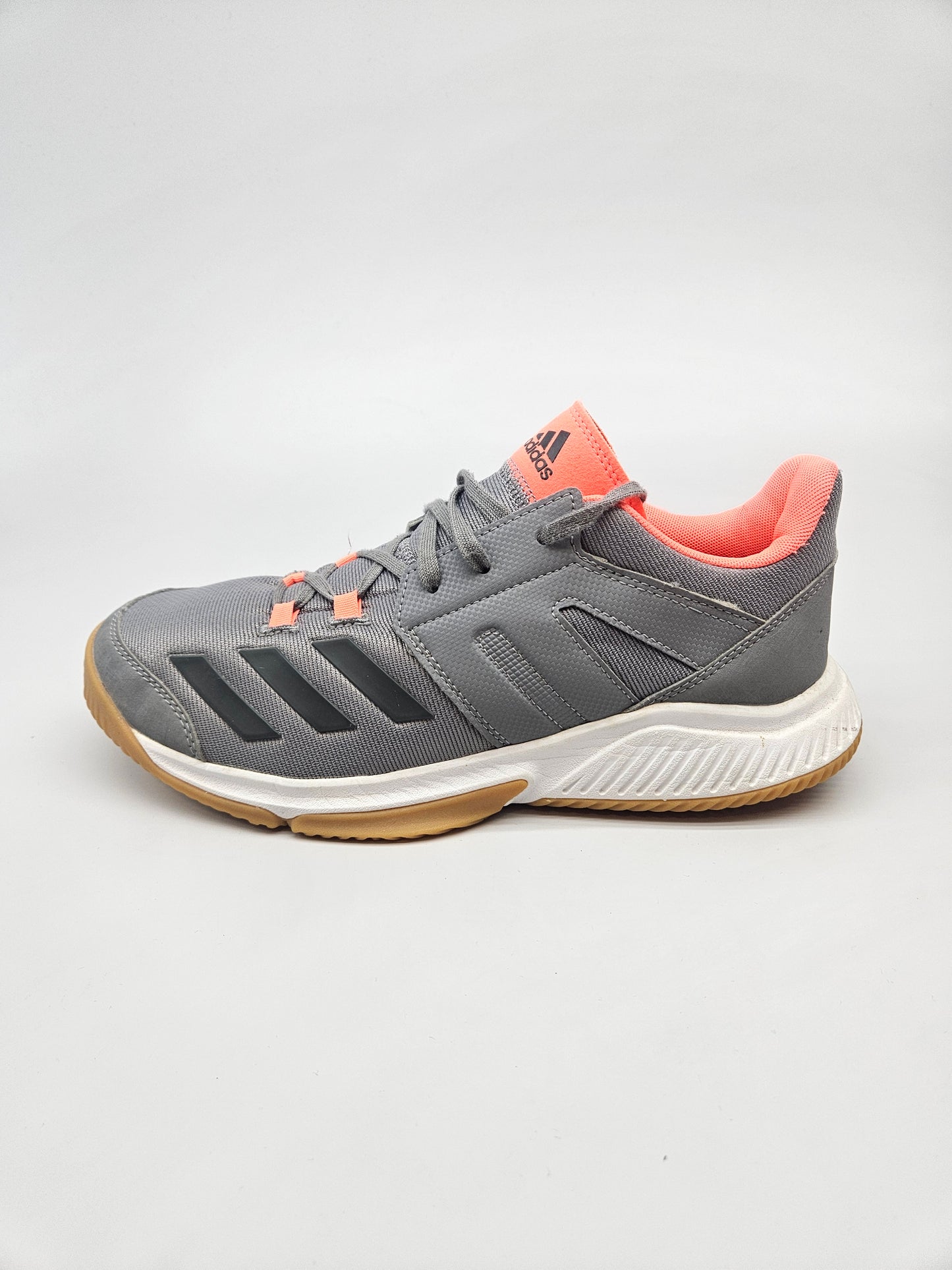 ADIDAS NOVI ORIGINAL PATIKI BR 40.5