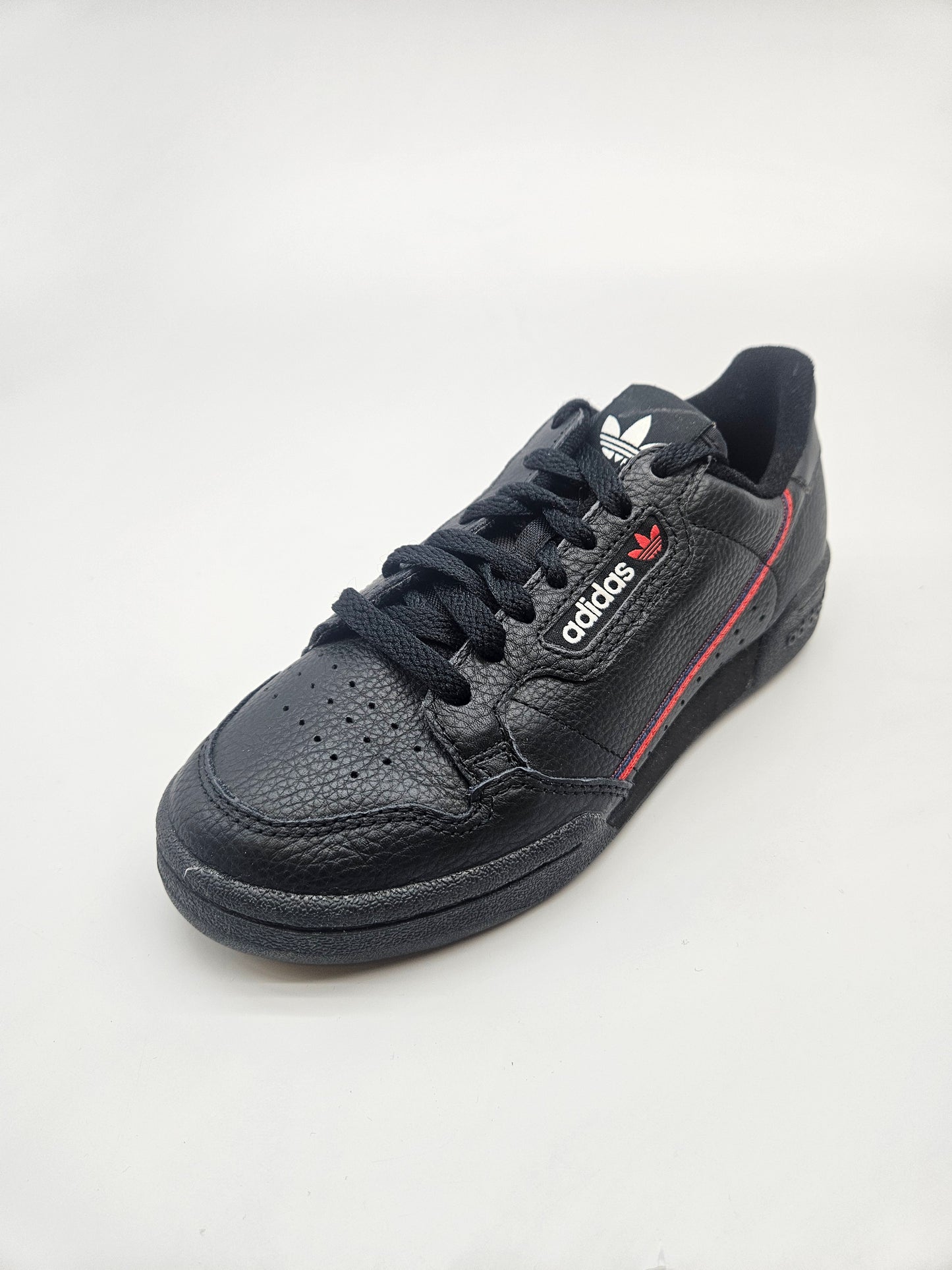 ADIDAS NOVI ORIGINAL PATIKI BR 36