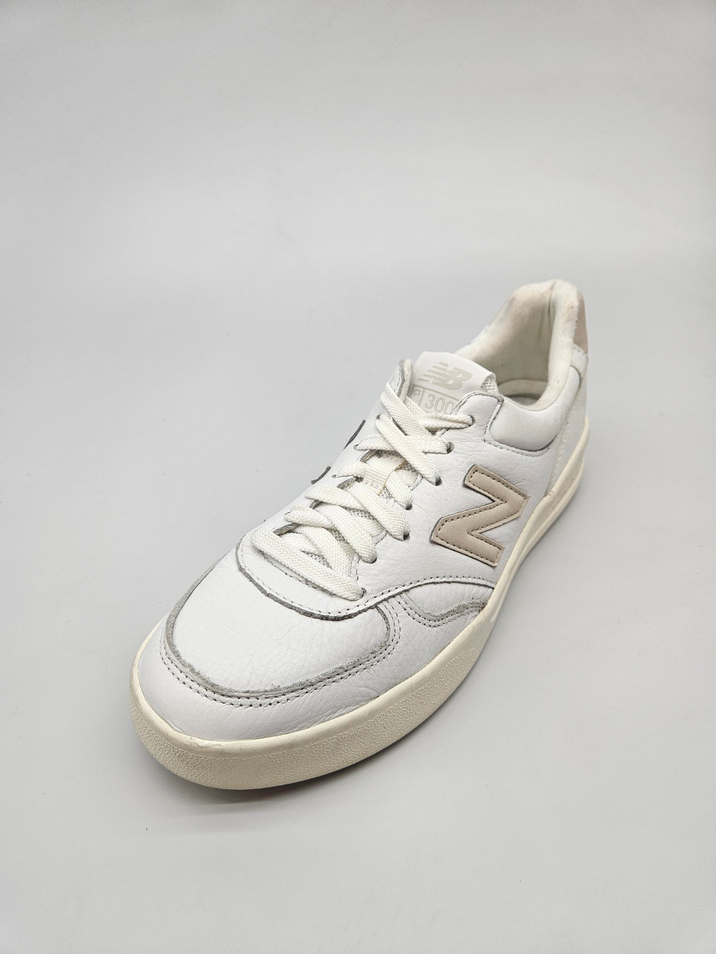 NEW BALANCE NOVI ORIGINAL PATIKI BR 41.5