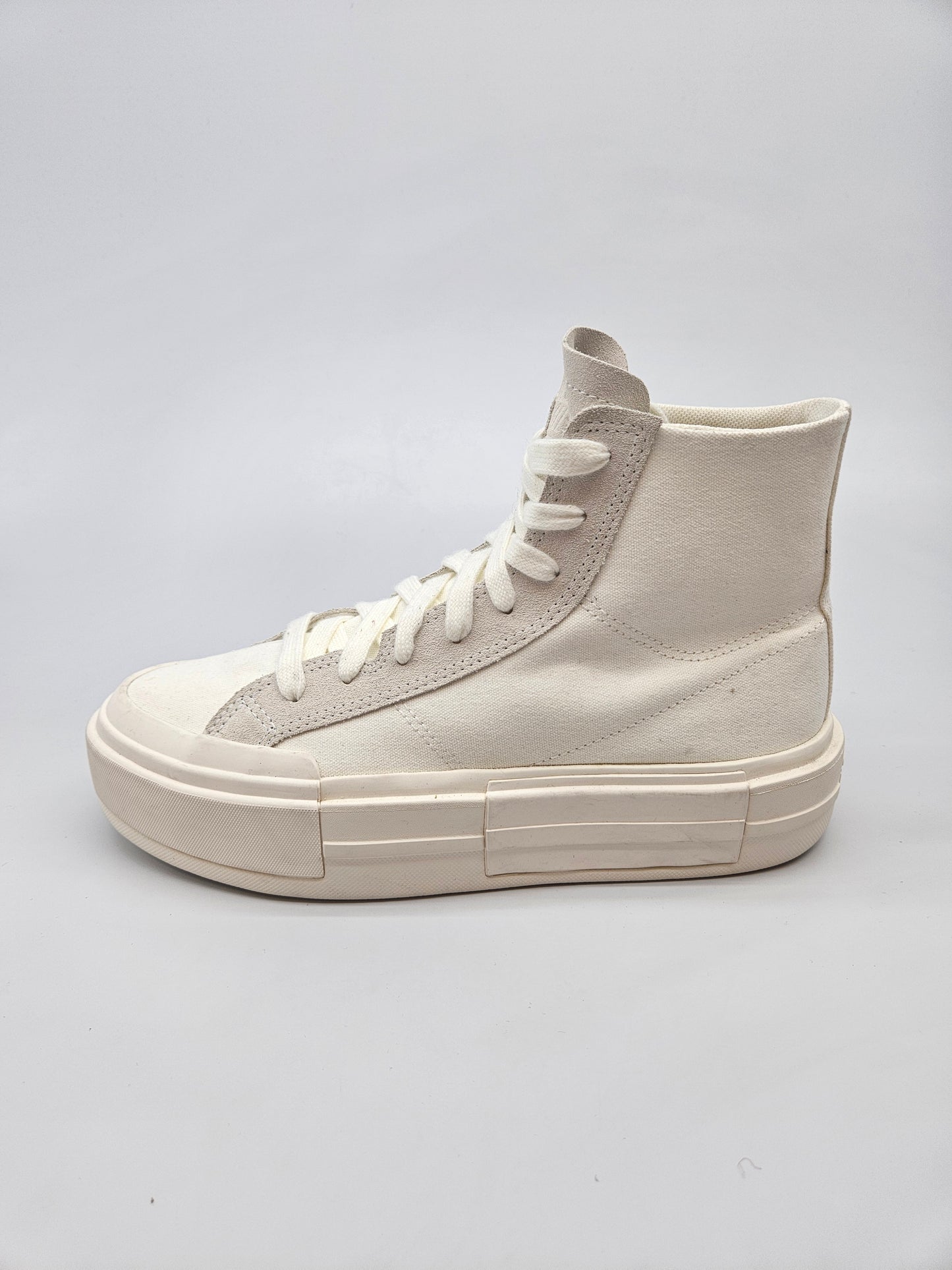 CONVERSE NOVI ORIGINAL PATIKI BR 41