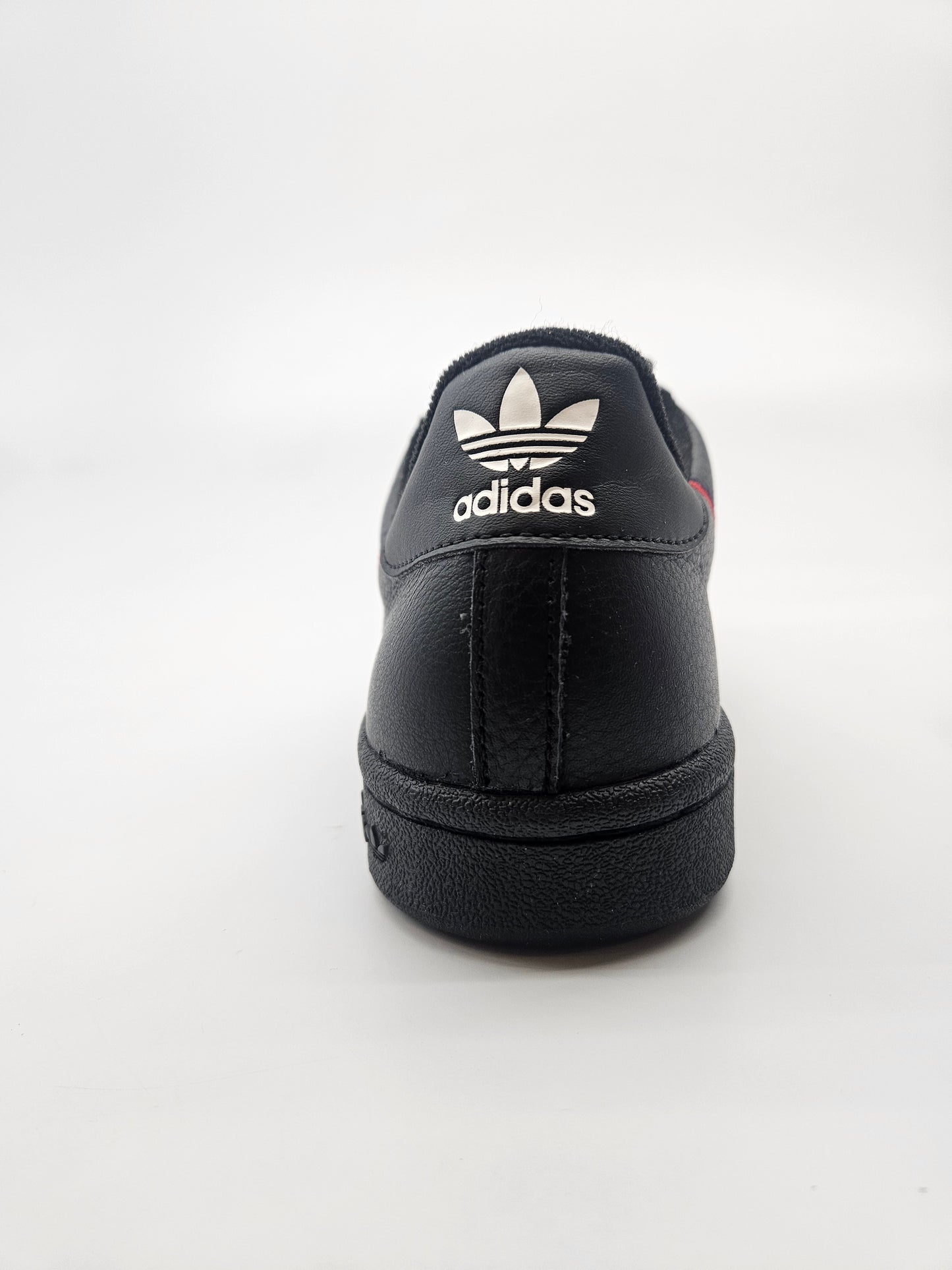 ADIDAS NOVI ORIGINAL PATIKI BR 39