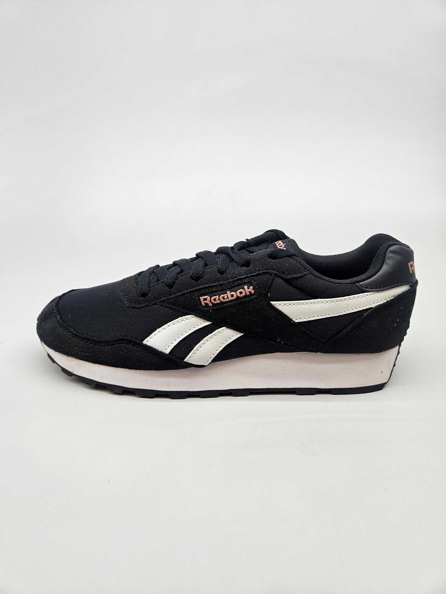 REEBOK NOVI ORIGINAL PATIKI BR 38.5