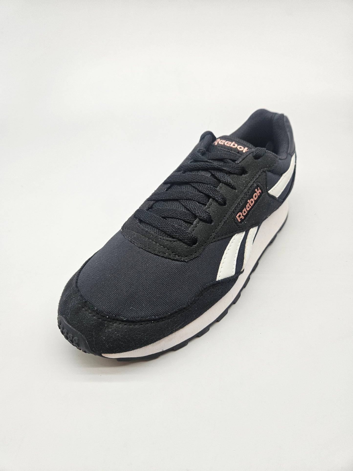 REEBOK NOVI ORIGINAL PATIKI BR 38.5