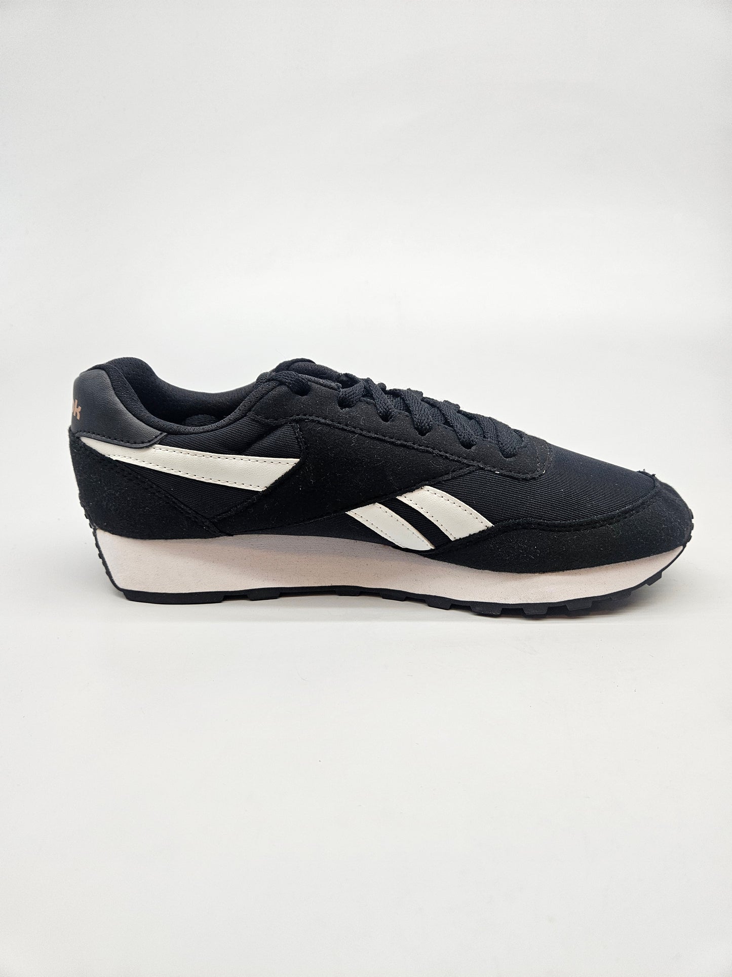 REEBOK NOVI ORIGINAL PATIKI BR 38.5