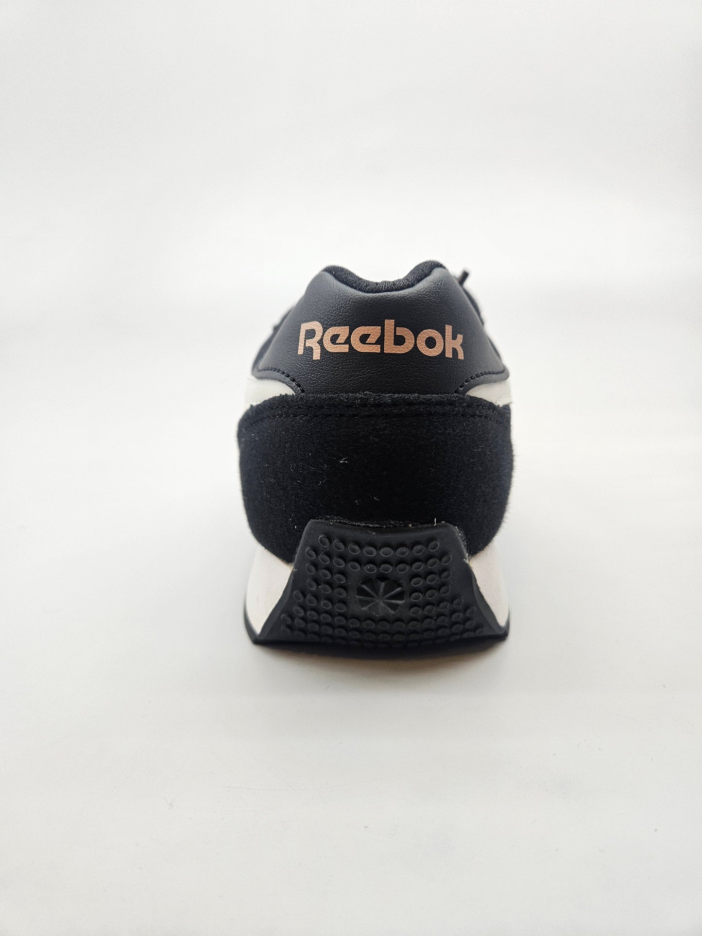 REEBOK NOVI ORIGINAL PATIKI BR 38.5