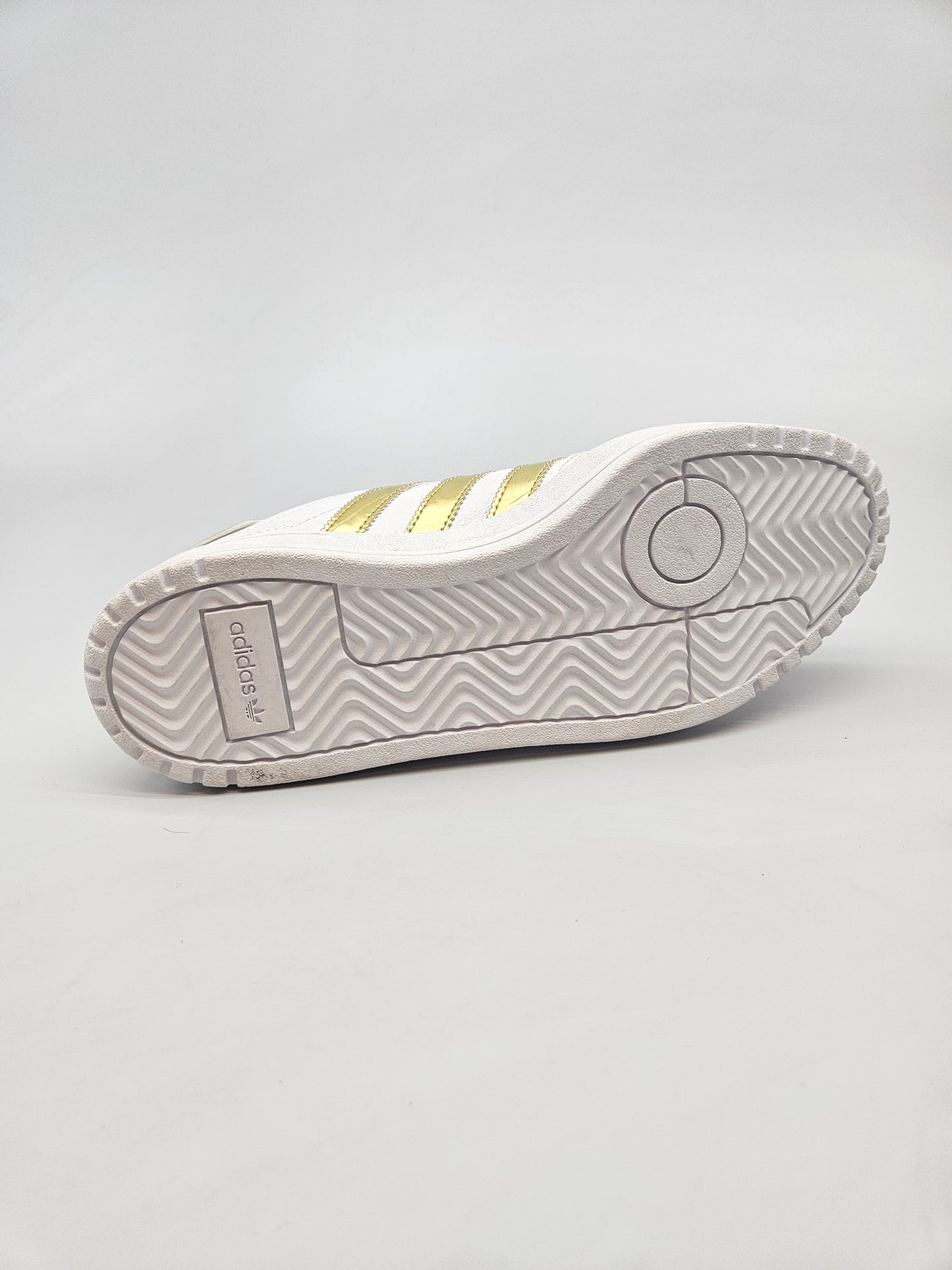 ADIDAS NOVI ORIGINAL PATIKI BR 39