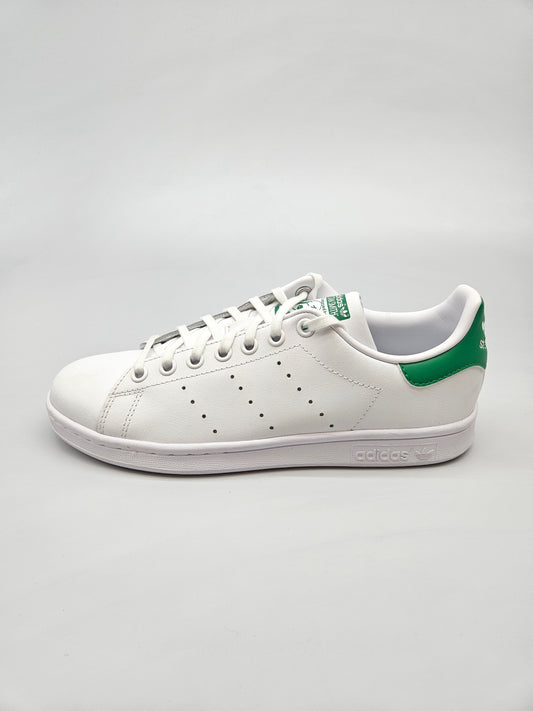 ADIDAS NOVI ORIGINAL PATIKI BR 38.5