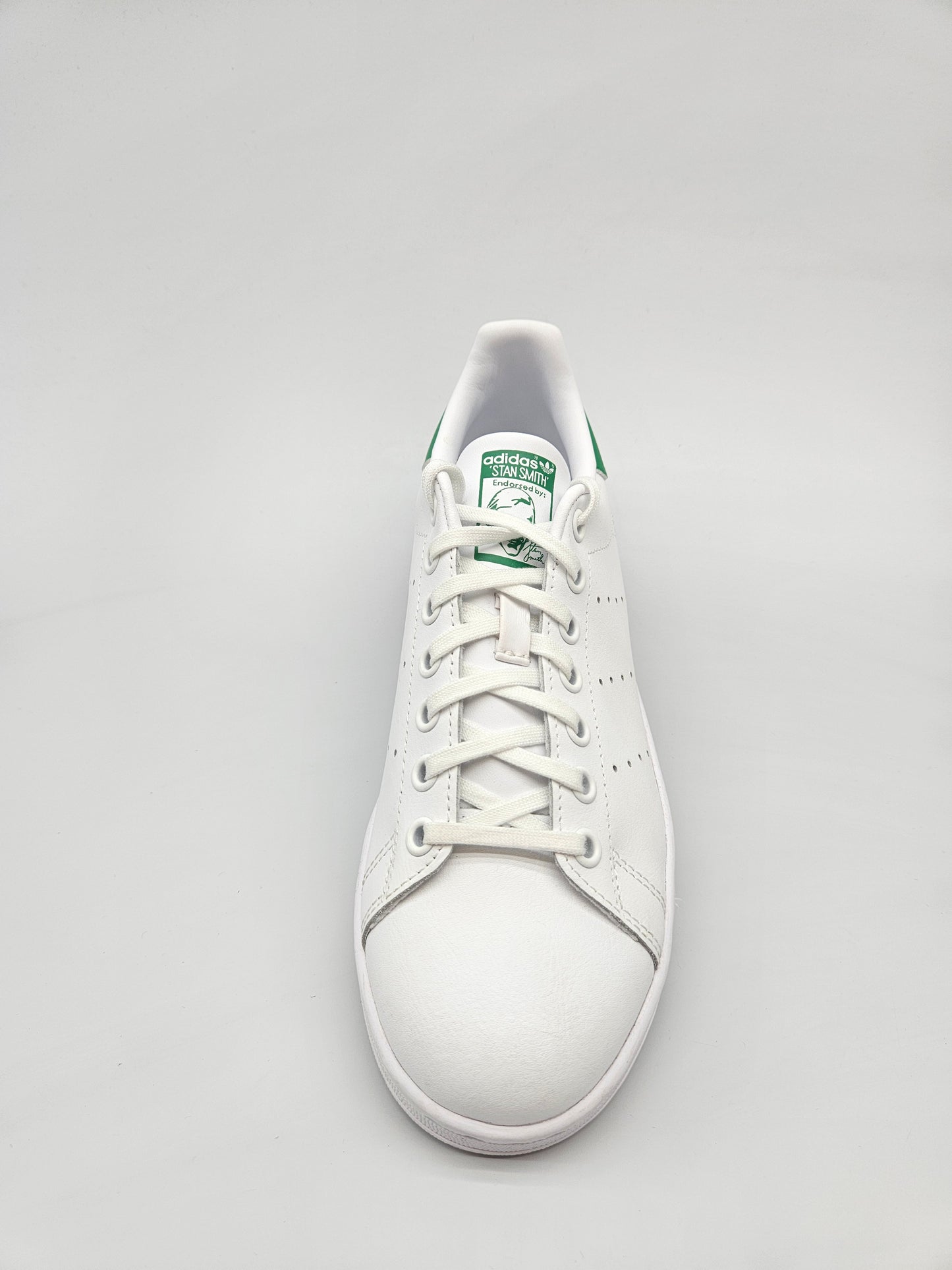 ADIDAS NOVI ORIGINAL PATIKI BR 38.5
