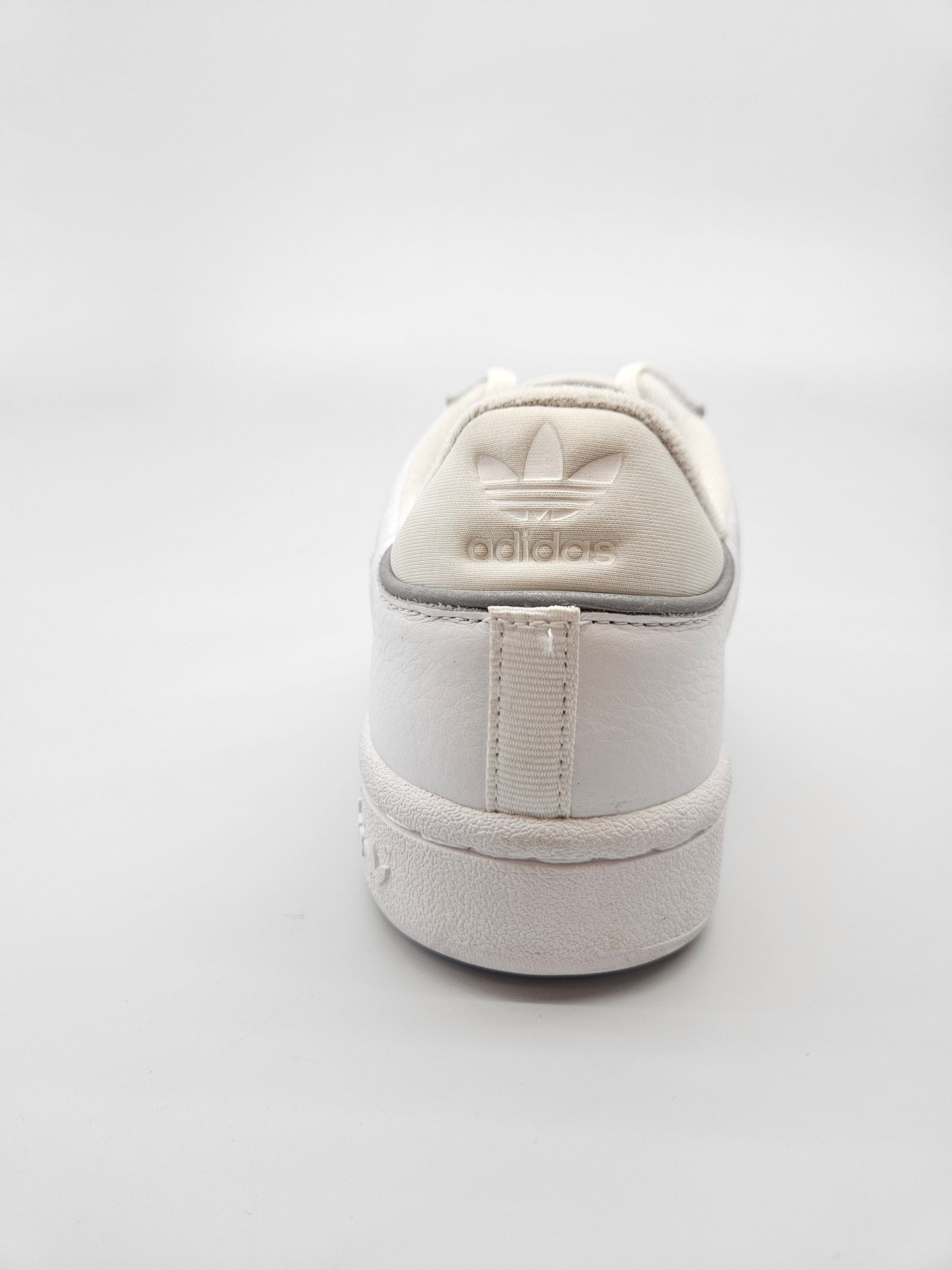 ADIDAS NOVI ORIGINAL PATIKI BR 40.5