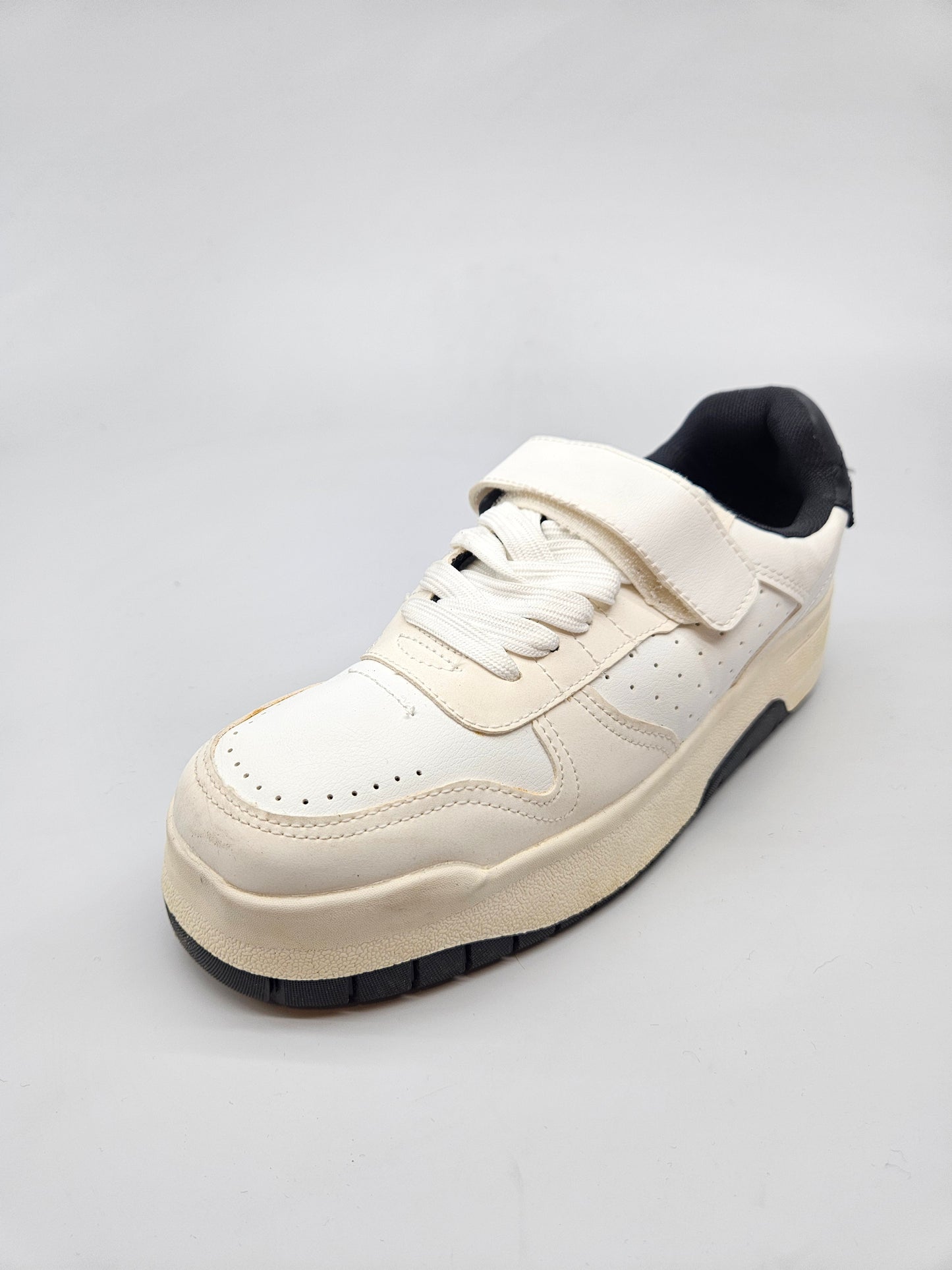 BERSHKA ORIGINAL PATIKI BR 37