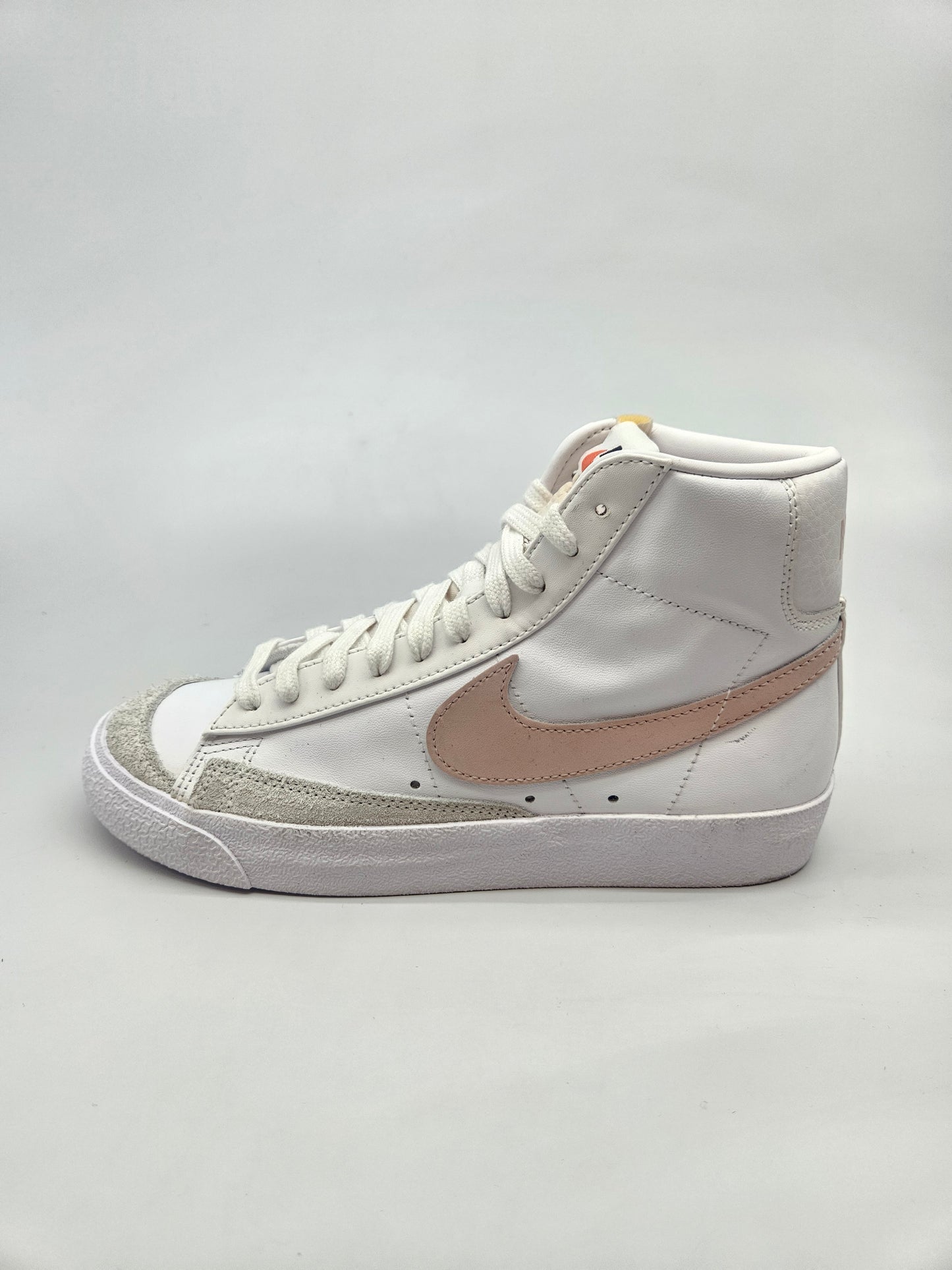 NIKE NOVI ORIGINAL PATIKI BR 38.5