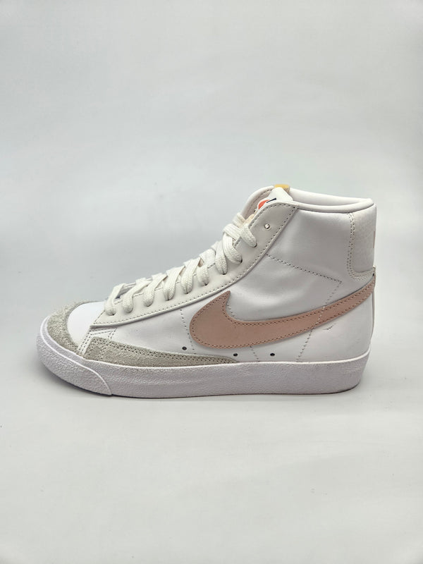 NIKE NOVI ORIGINAL PATIKI BR 38.5