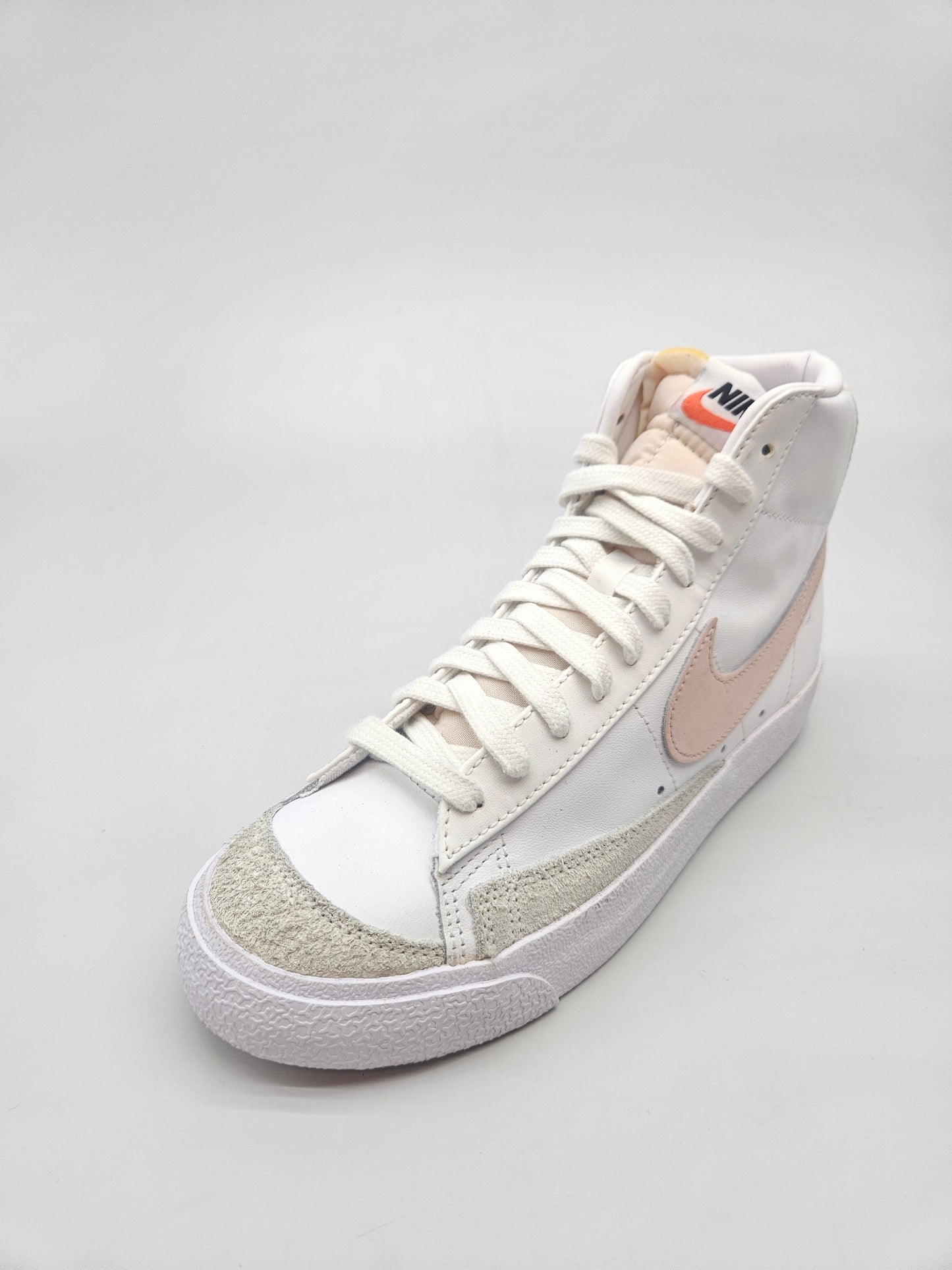 NIKE NOVI ORIGINAL PATIKI BR 38.5